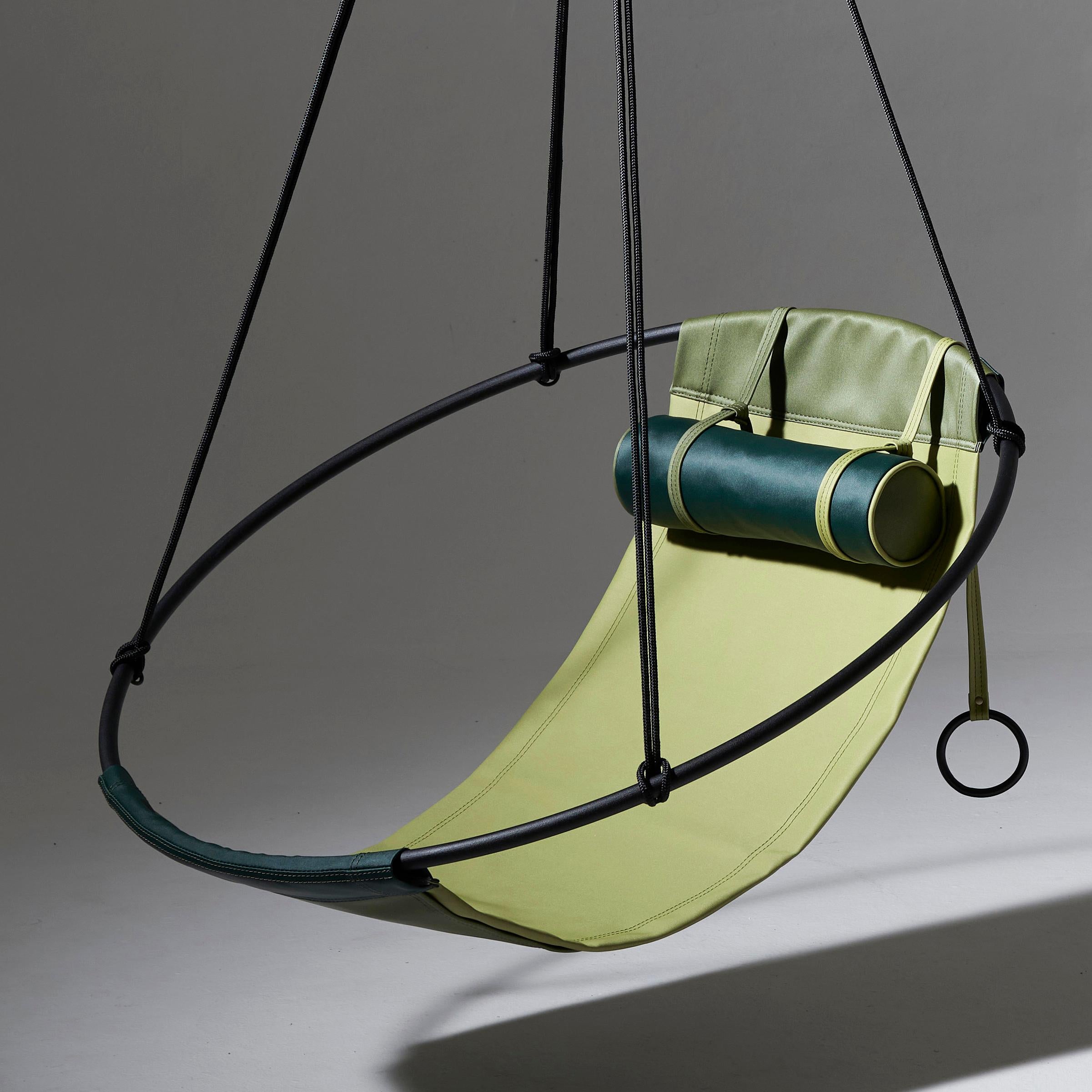 Our outdoor sling hanging chair is crafted with Spradling Silvertex material – a highly sustainable environmentally-friendly vegan material.
The Slings can be ordered as a single but also works together as a pair which is slightly different from