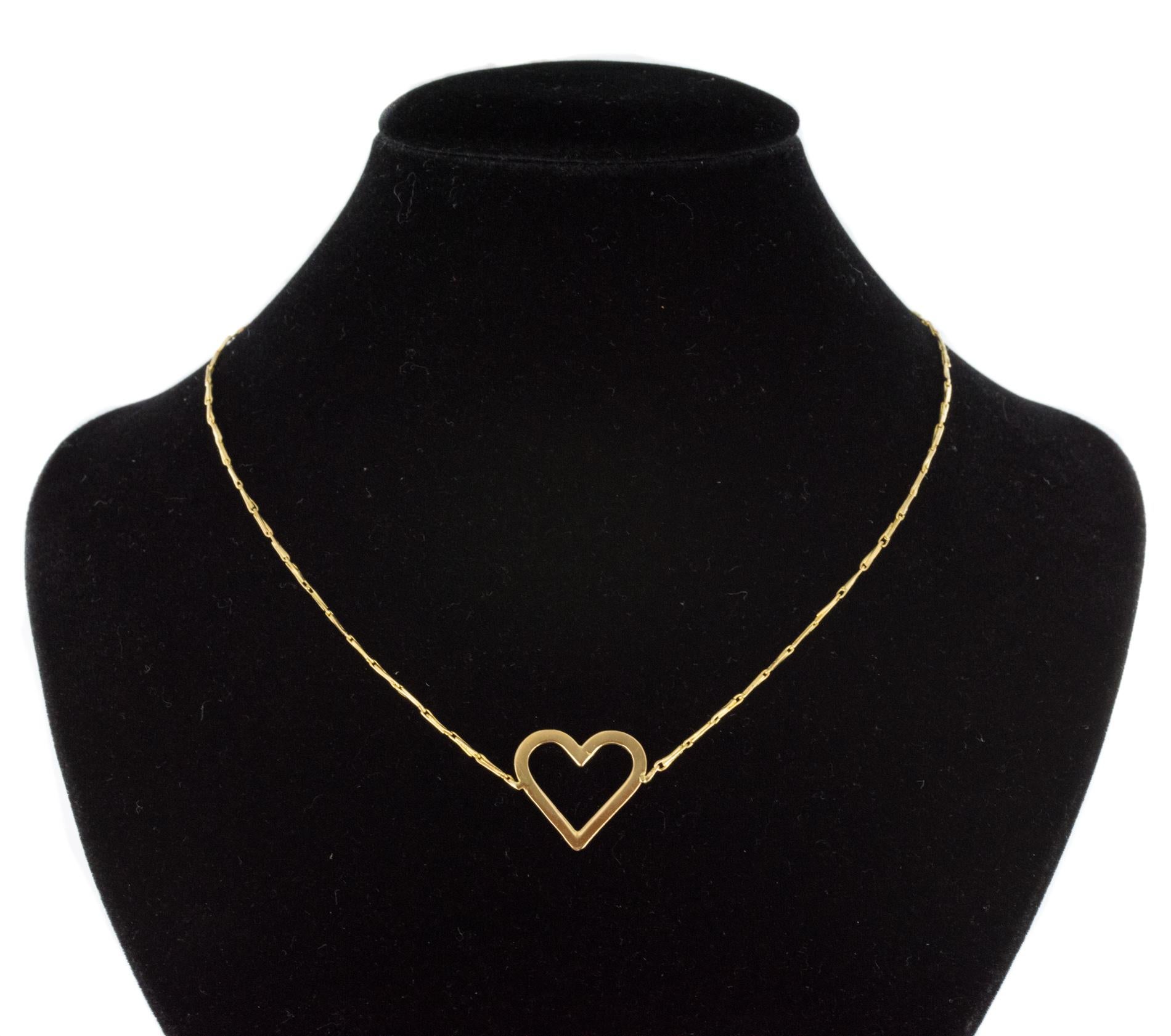 Modern Heart Pattern 18 Karat Yellow Gold Necklace In Excellent Condition In Poitiers, FR
