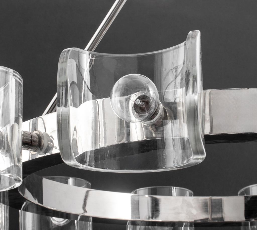 Moderner Ring-Kronleuchter aus Chrom und Glas mit Helios Chrom im Zustand „Gut“ im Angebot in New York, NY