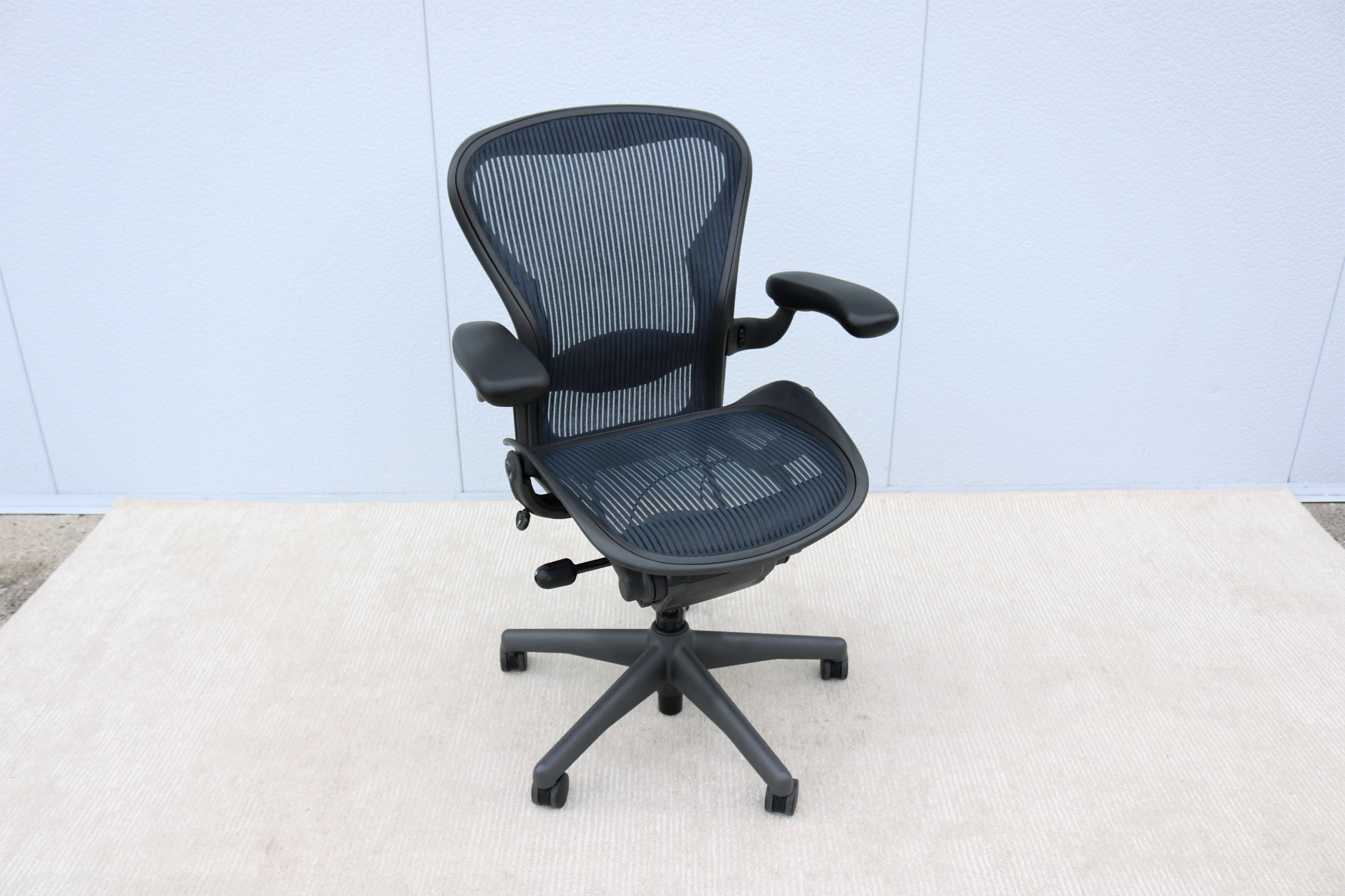 Aeron chair size (B) fully loaded with all adjustments by Herman Miller.
It's the best and most admired and recognized ergonomic office chair ever made.
Its innovative design and support for a range of postures, activities, and body types, have made