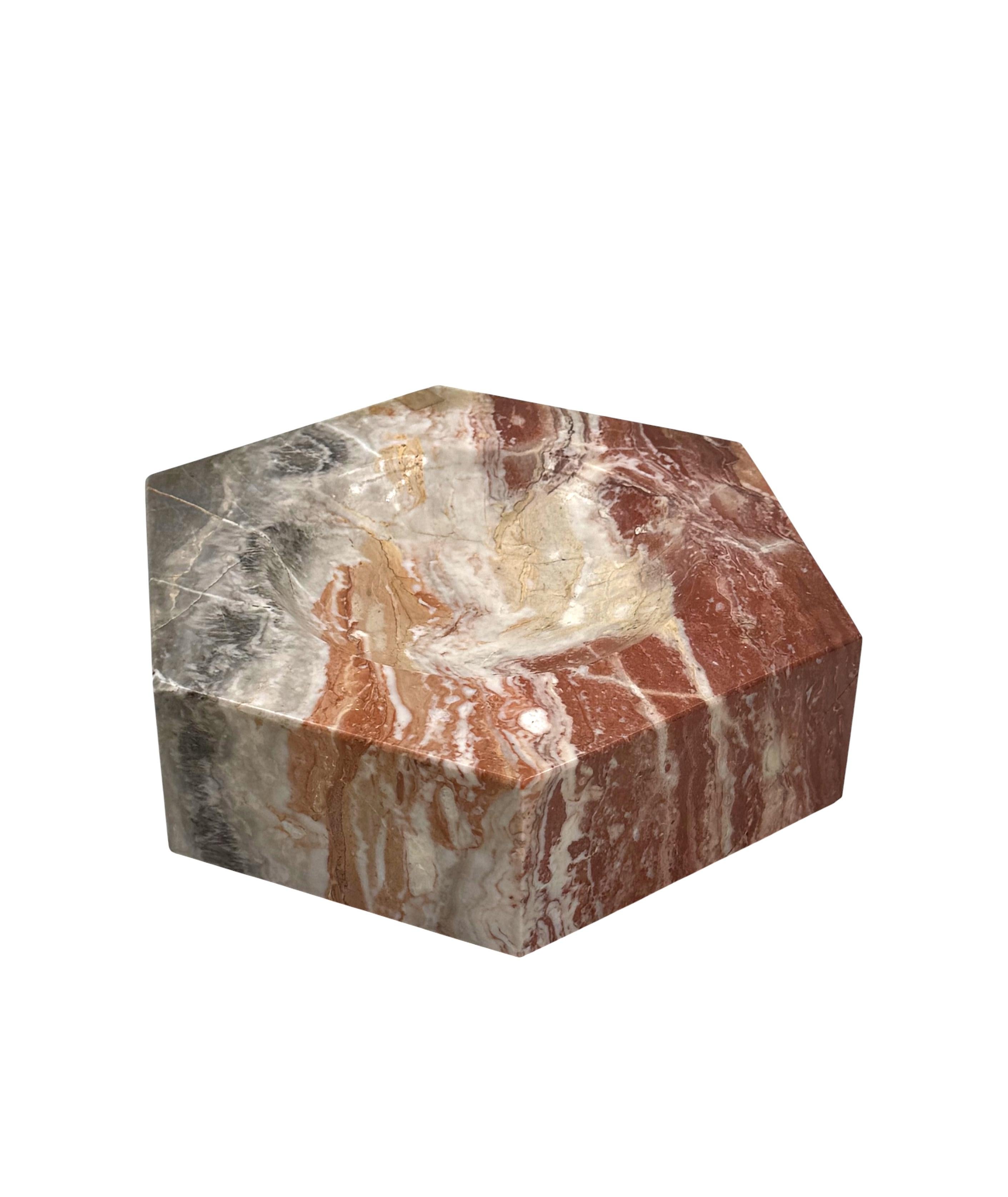 Modern hexagonal multicolored marble ashtray bowl, Italy, 1970s in vendita 7