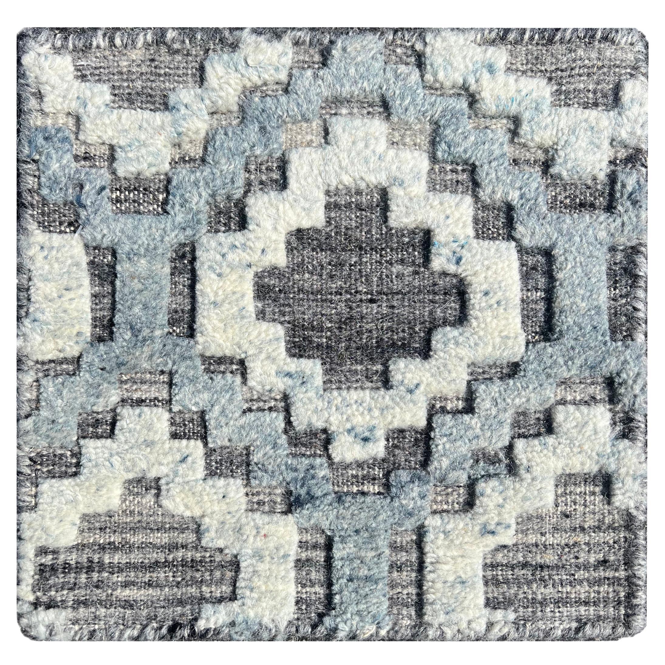 Moderner Hoch-Tief-Wollteppich im Angebot