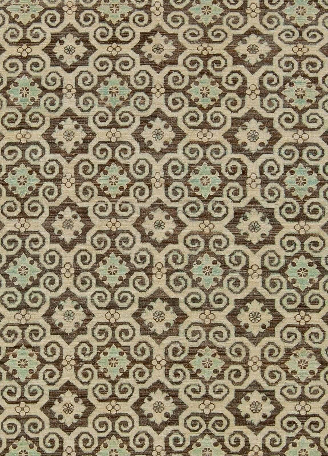 Modern high-quality Tabriz style handmade wool rug by Doris Leslie Blau.
Size: 8'5