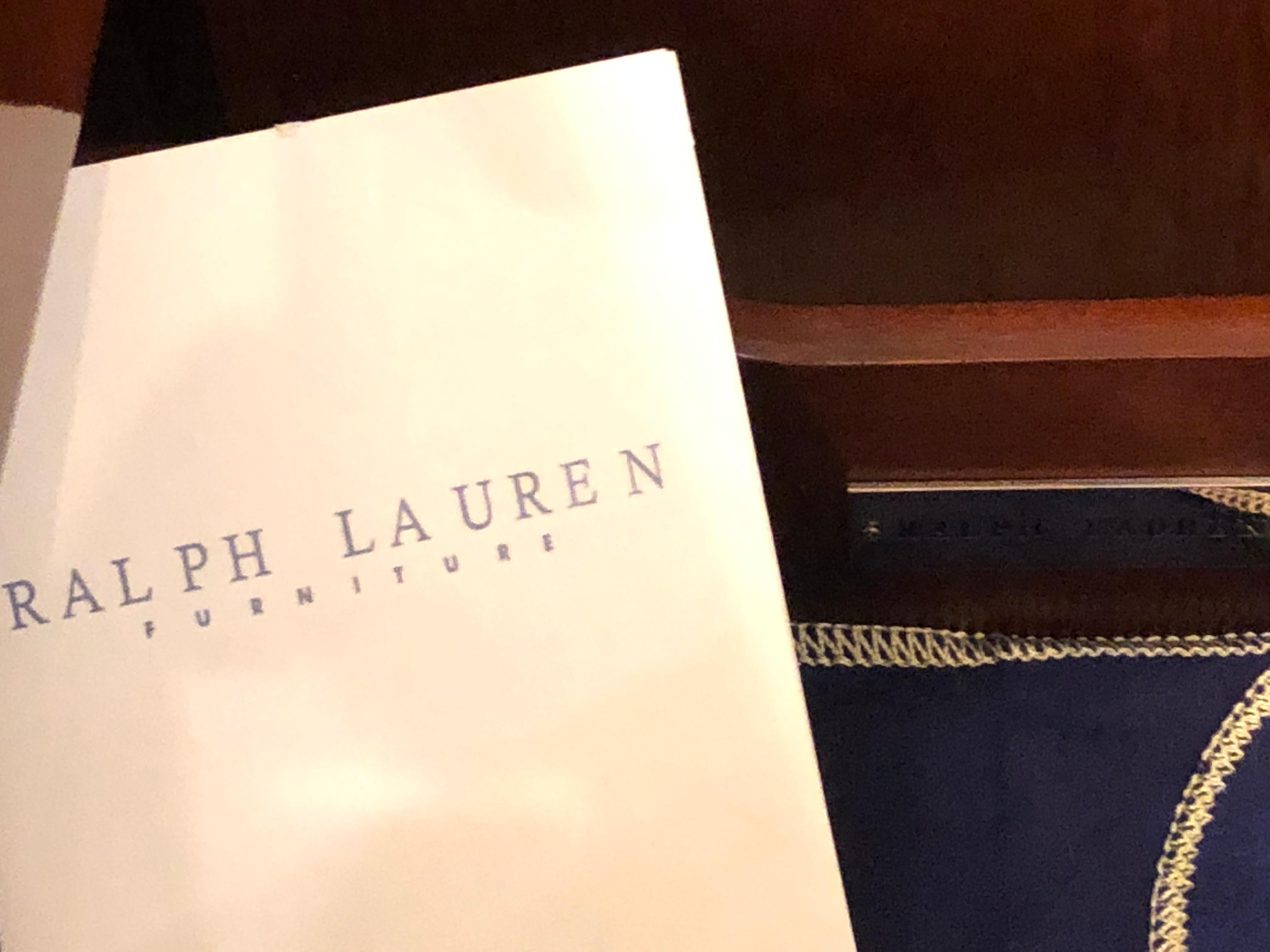 Buffet, crédence et meuble de rangement étiqueté Ralph Lauren Hollywood Collection Bon état à Stamford, CT