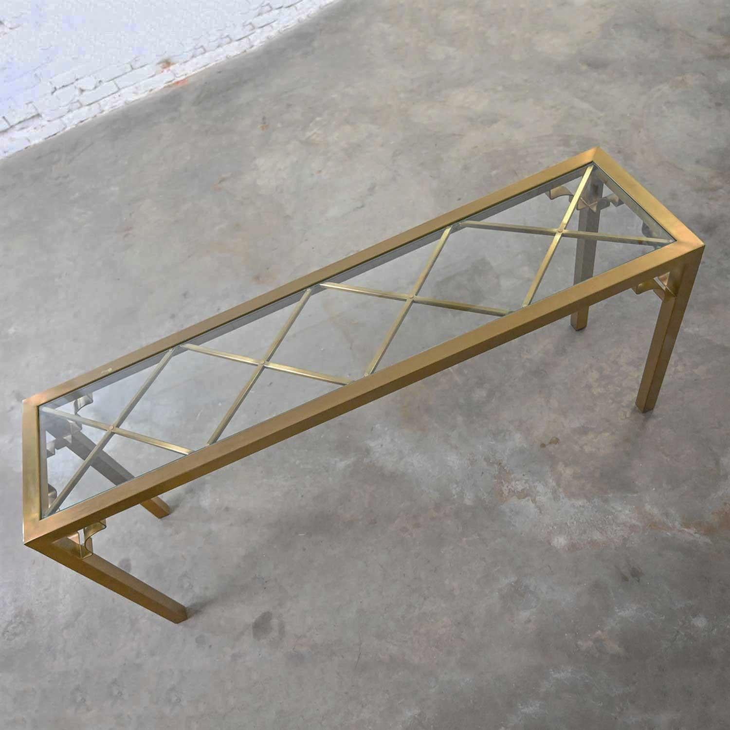 Modern Hollywood Regency Brushed Brass Plated Parsons Style Console Sofa Table In Good Condition For Sale In Topeka, KS