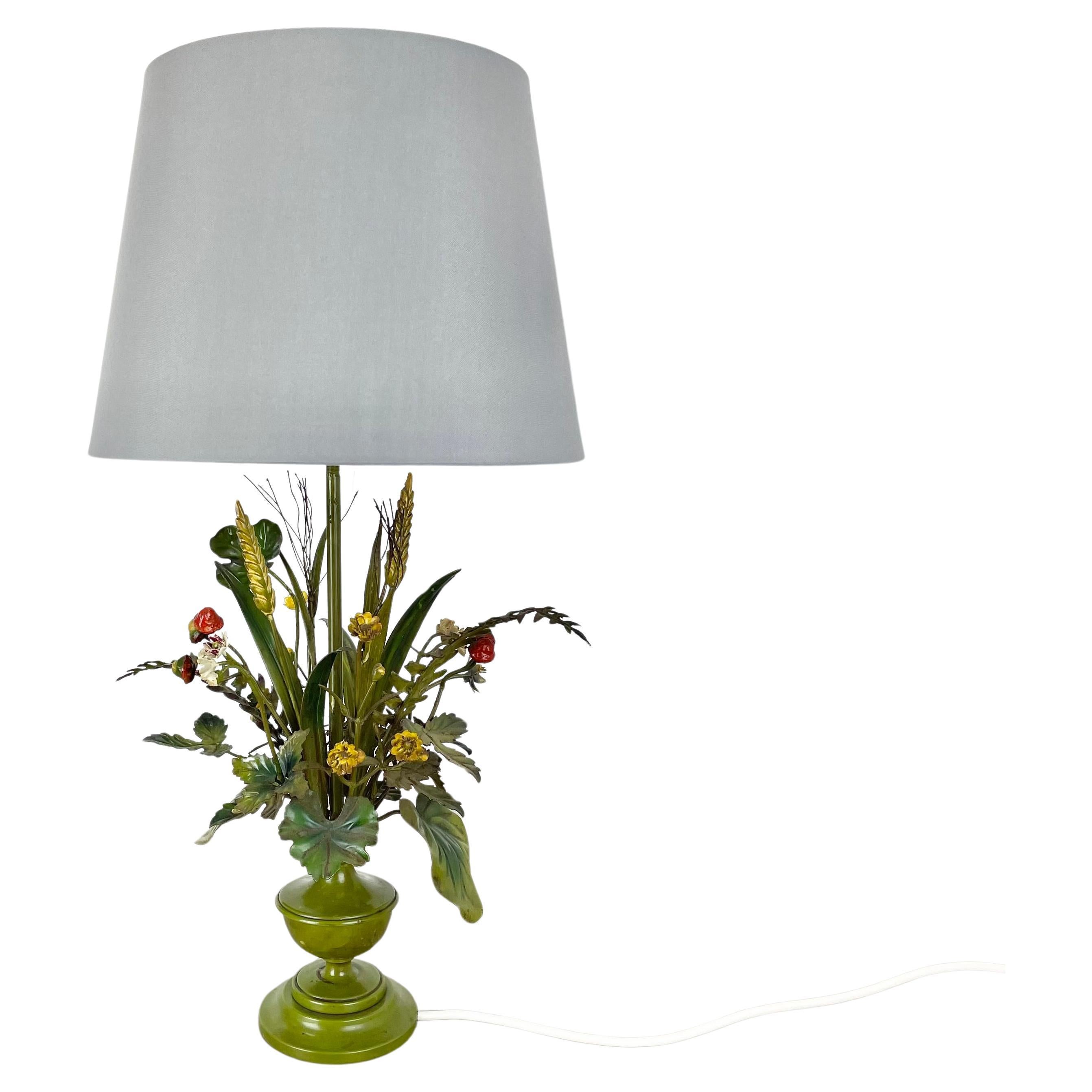 tavolo moderno Hollywood regency in metallo 47cm FLOWER BOUQUET Base per luce, Italia anni '50 in vendita