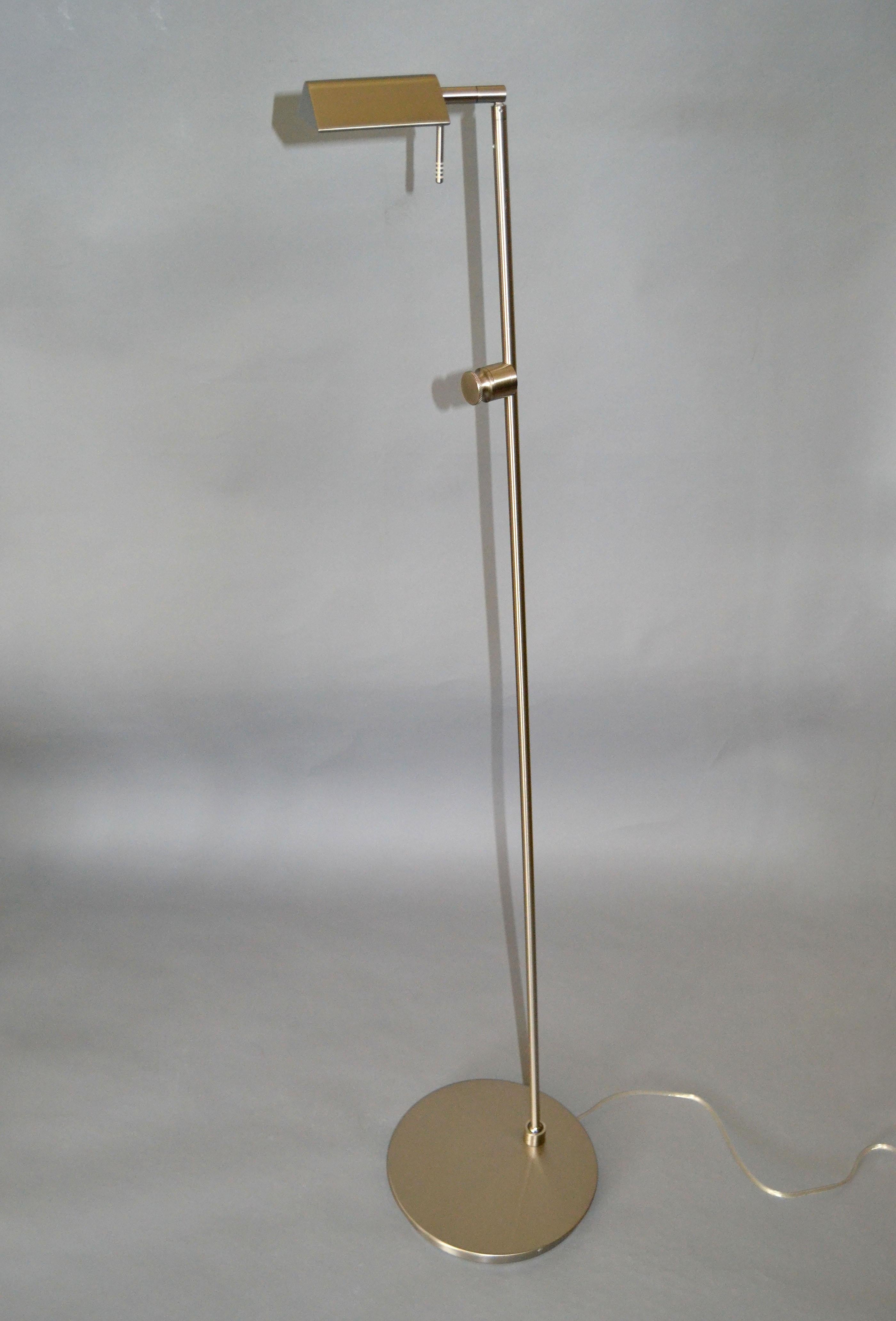 Modern Holtkoetter Bernie Series Energy-Saver floor lamp in satin nickel finish.
Energy-efficient low-voltage bulb (50W/12V) with ECO/IRC energy-saving technology. Holtkoetter's most popular reading lamp can be adjusted for any application,