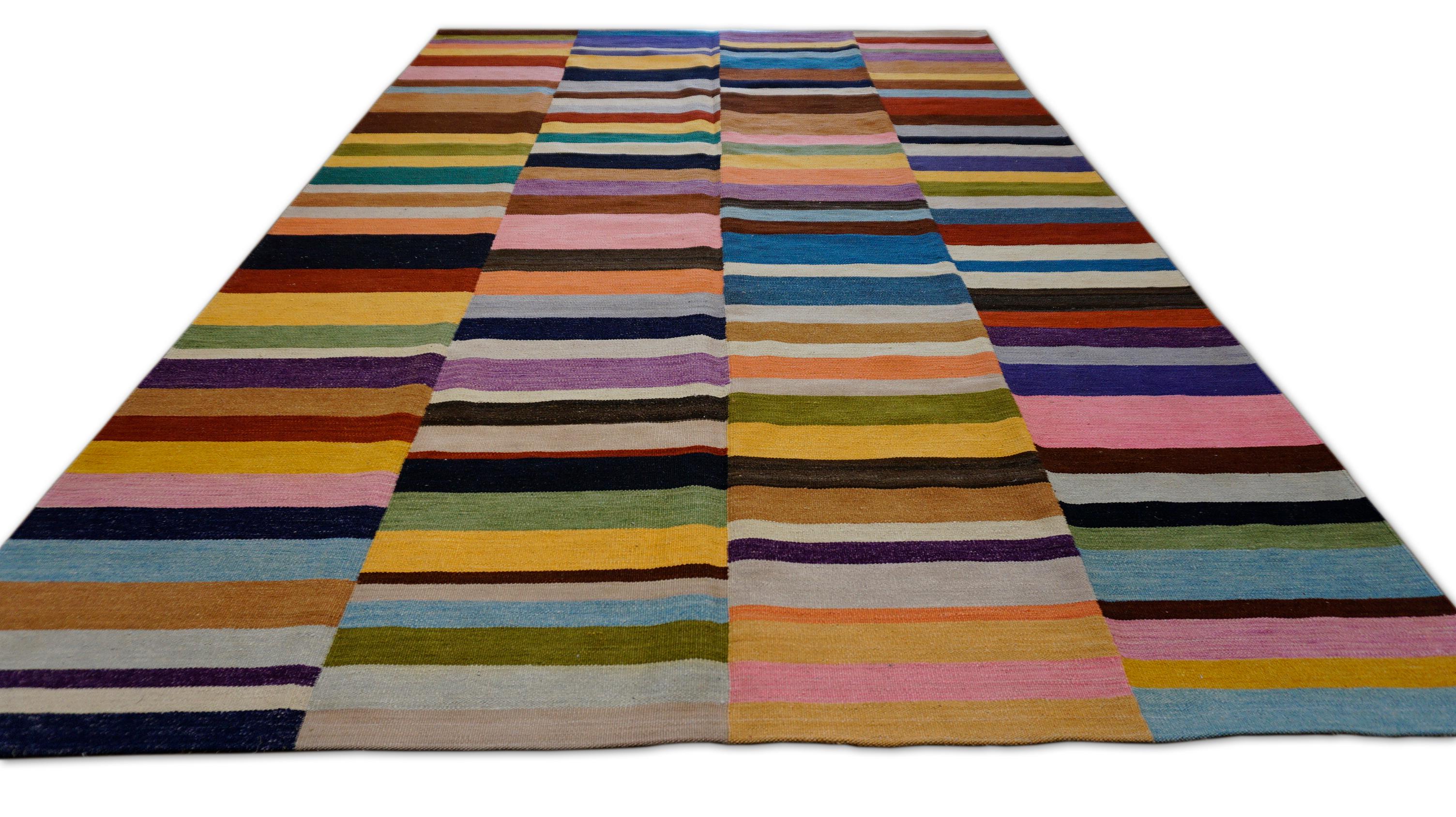 Moderner horizontaler mehrfarbiger Block entworfener Wollkilim 6'6''x9'8'' (Handgewebt) im Angebot