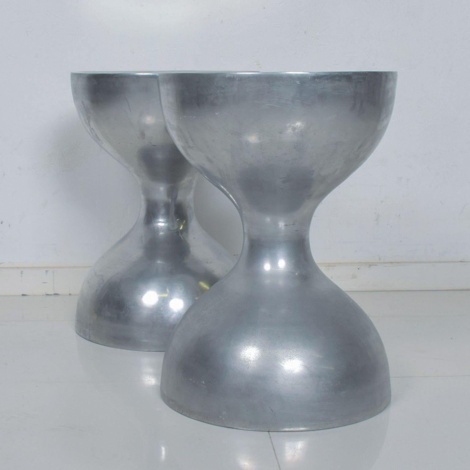 Mid-Century Modern Modern Hourglass Sleek Stools, Pedestal or Side Table in Aluminum, 1970s