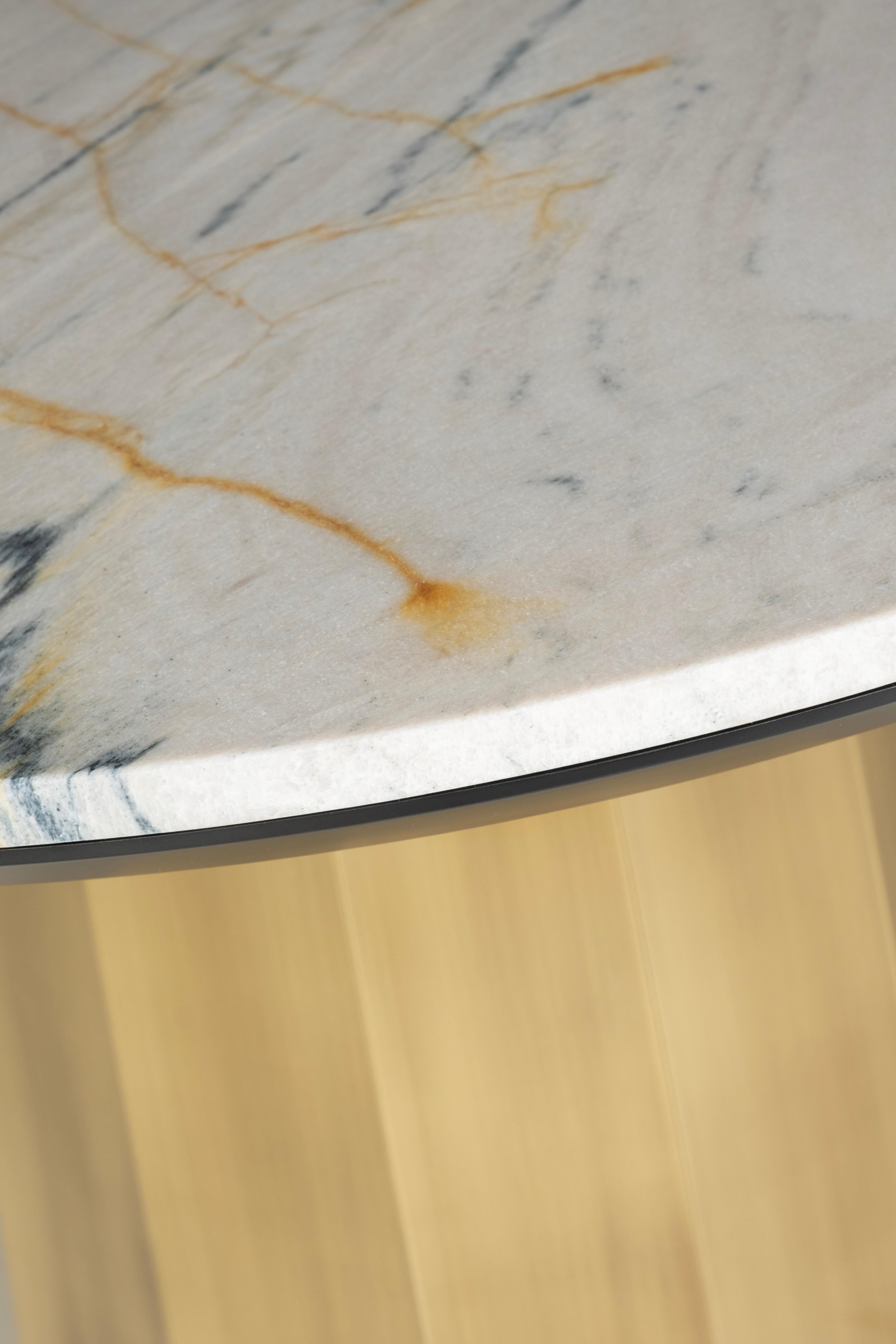 Table de salle à manger ronde moderne en Howlite, Golden Wave Quartzite, Handmade by Greenapple en vente 3