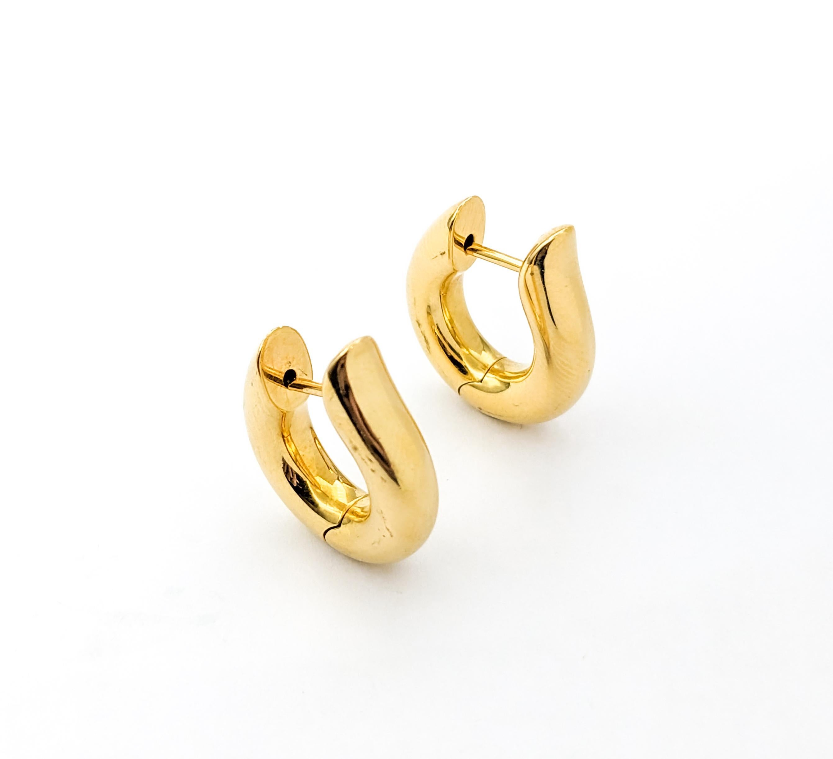 Women's Modern Huggies Earrings In Yellow Gold For Sale