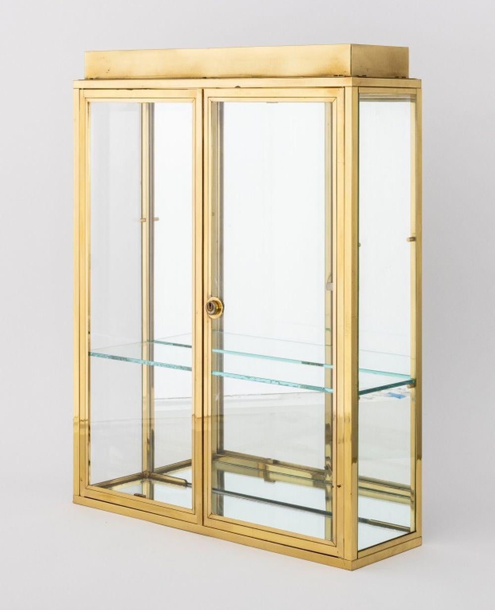 20th Century Modern Illuminated Brass and Glass Display Cabinet For Sale