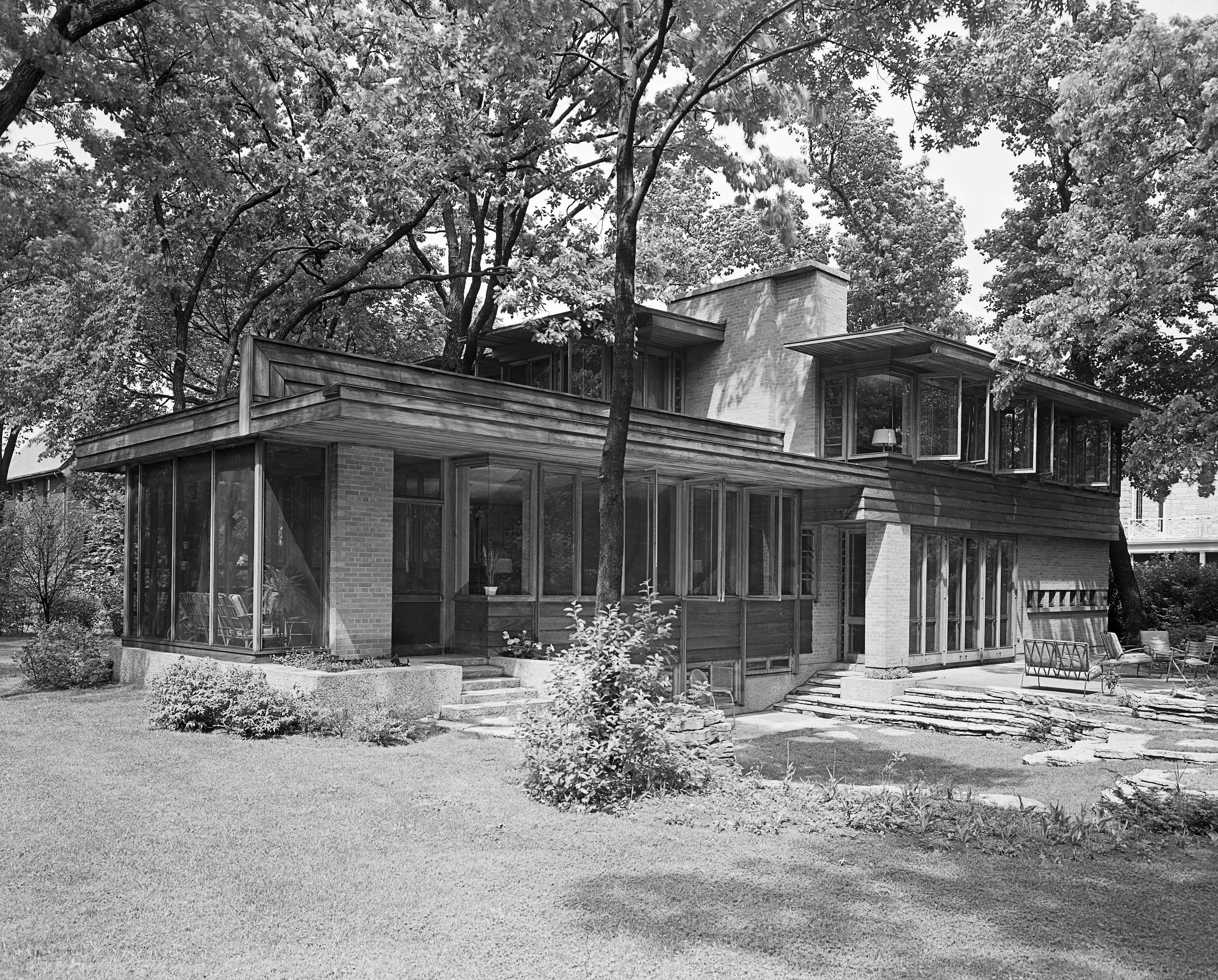 Moderne Häuser im Mittleren Chicagoer Stil, 1929-1975 im Angebot 1