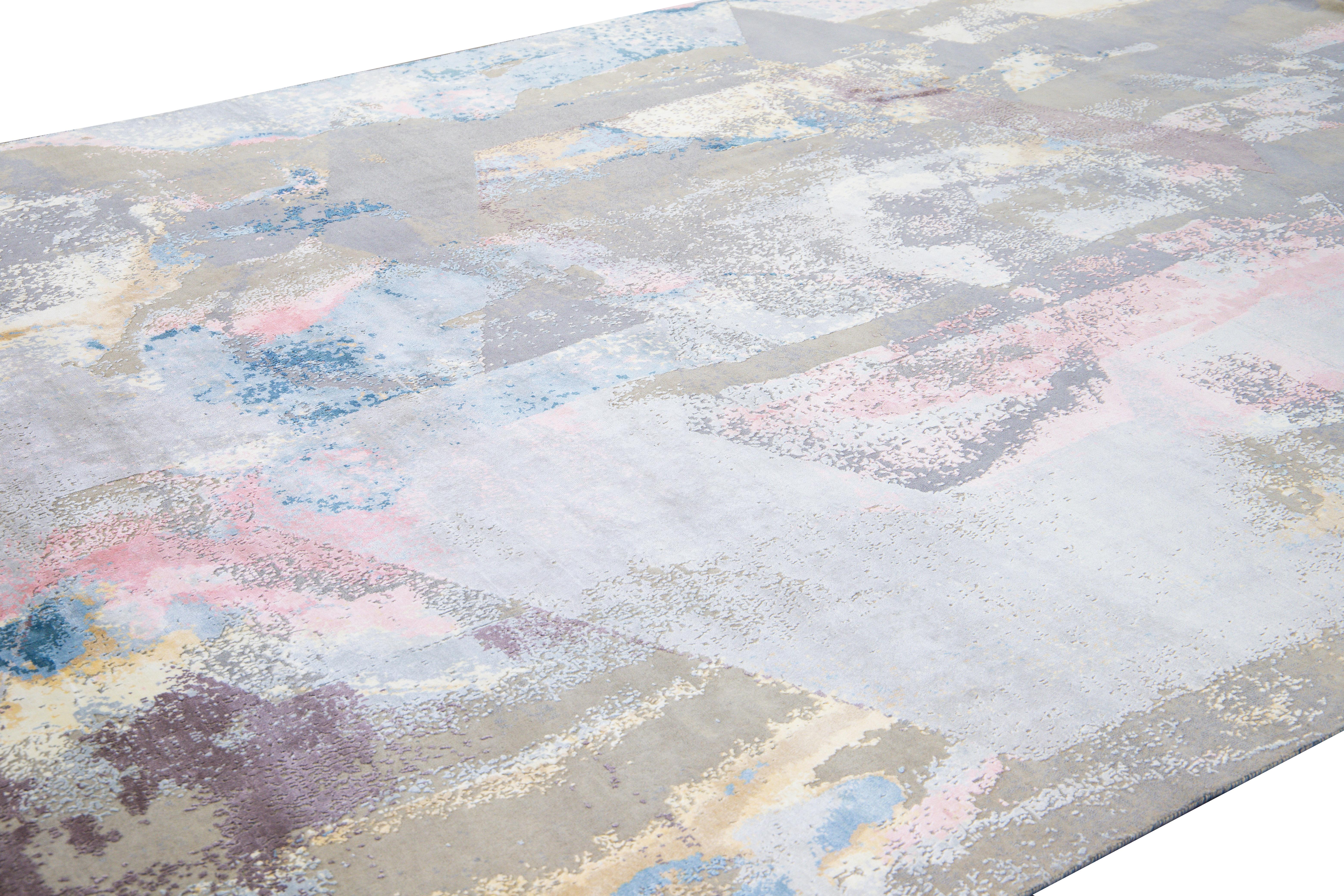Moderner indischer abstrakter handgefertigter Multicolor-Teppich aus Wolle und Seide im Zustand „Neu“ im Angebot in Norwalk, CT