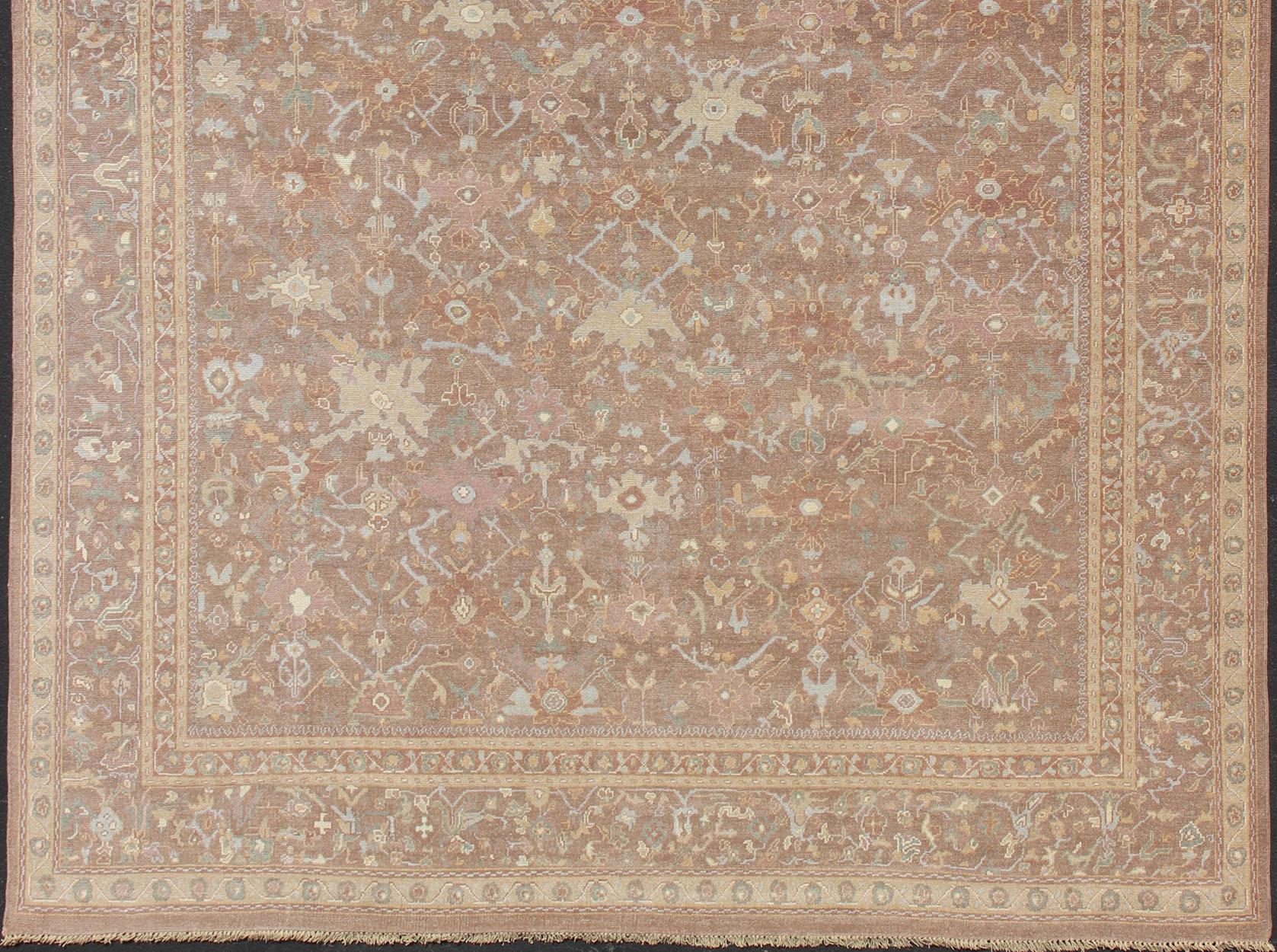 Keivan Woven Arts Large All-Over Design annodato a mano in lana fine Amritsar Rug in vendita 3