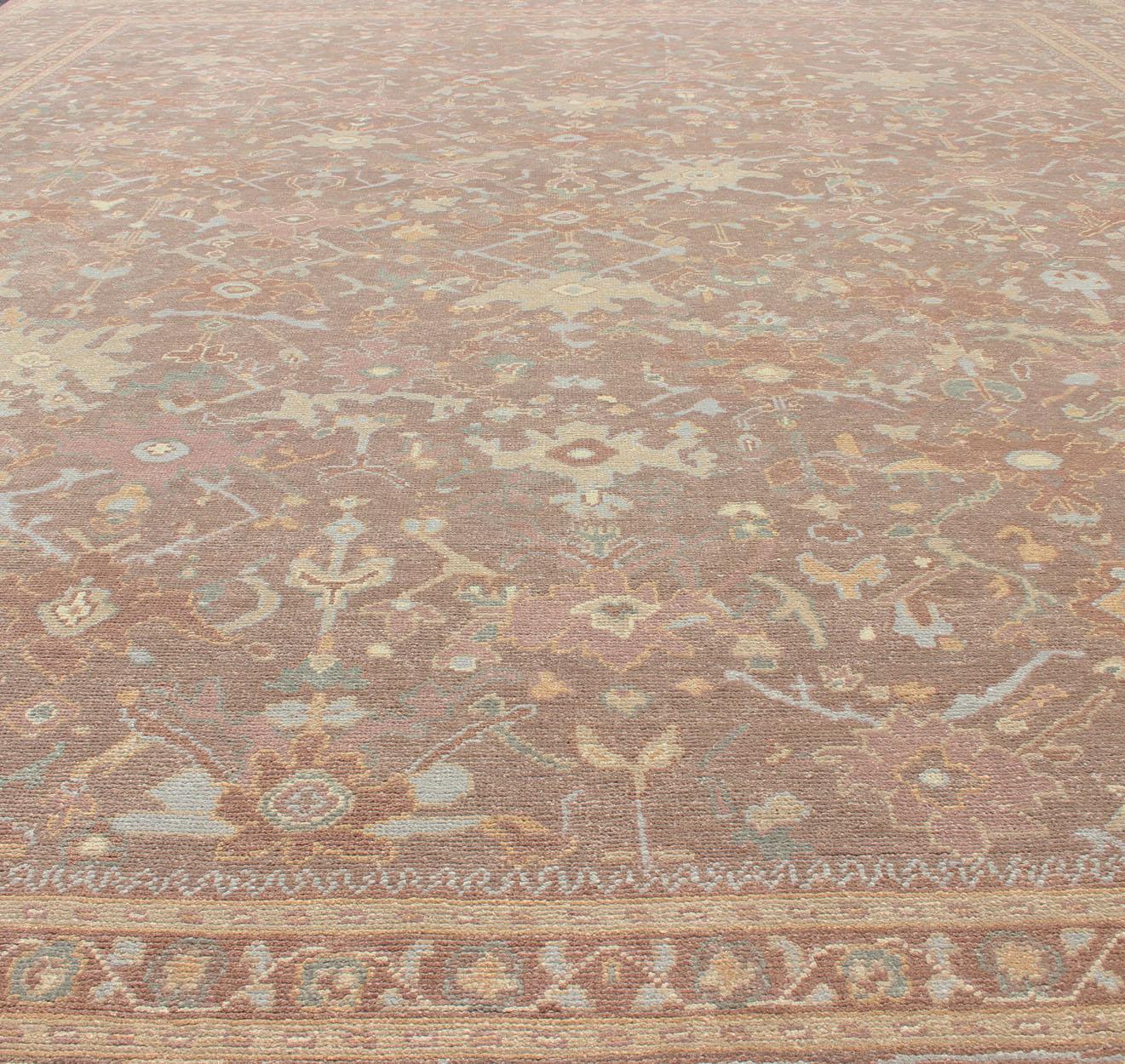 Grande Keivan Woven Arts All-One Design annodato a mano in lana fine Amritsar Tappeto indiano moderno annodato a mano All-Over  in Lana. 

Misure 12'9 x 15'9 

Questo tappeto moderno e finemente realizzato è stato annodato a mano negli anni 2010. Il