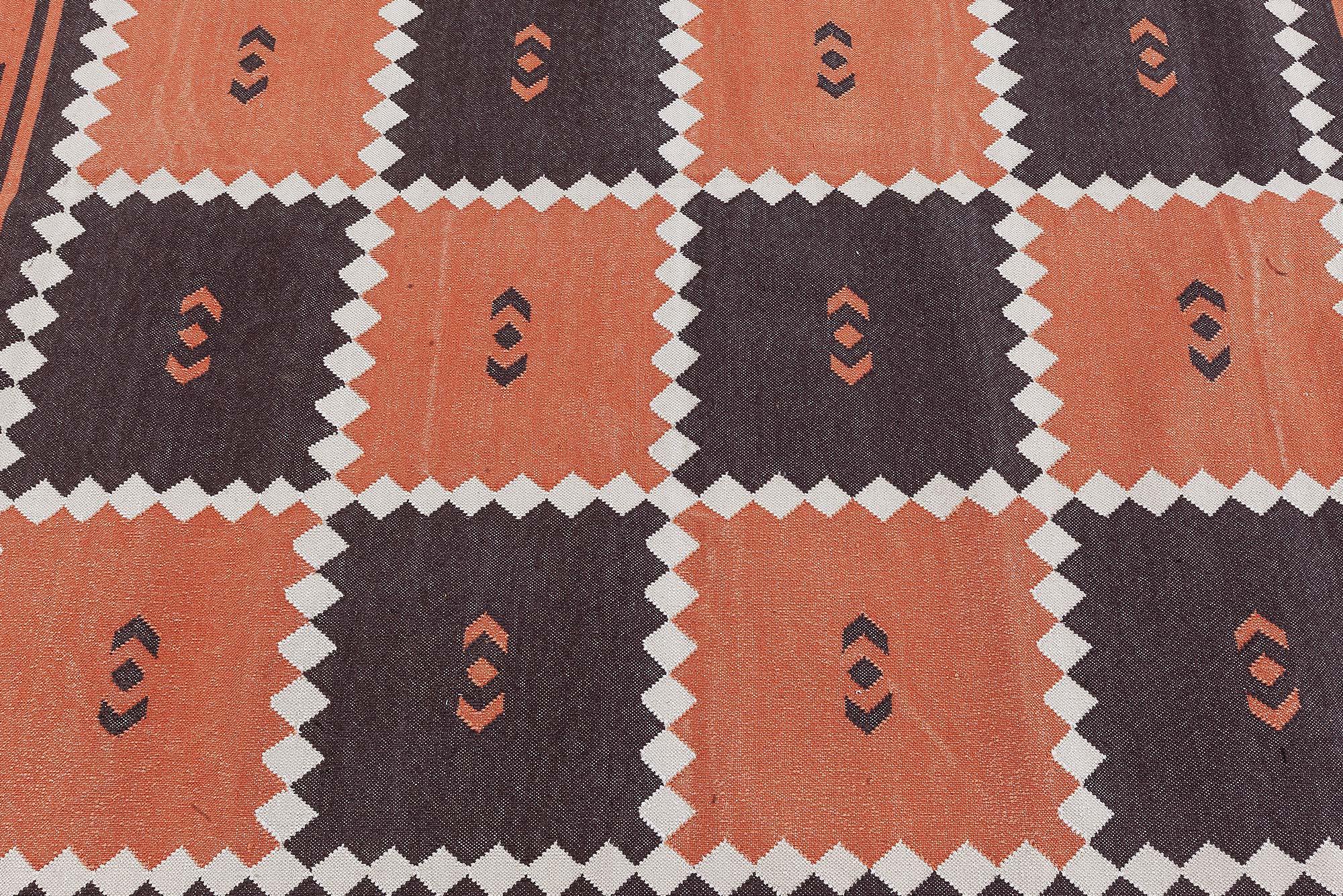 Tappeto indiano moderno Dhurrie di Doris Leslie Blau
Dimensioni: 4'0