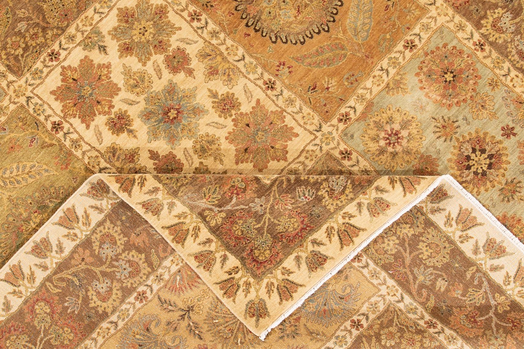 Modern Indian Tabriz Style Rug In New Condition For Sale In Norwalk, CT