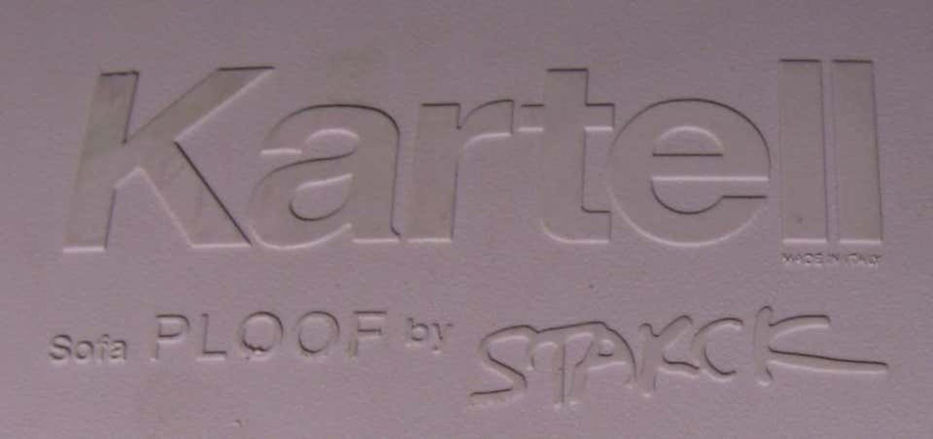 Modern Indoor Outdoor Philippe Starck for Kartell Ploof Settee In Good Condition For Sale In Pasadena, TX