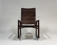 Mecedora moderna de interior de madera maciza