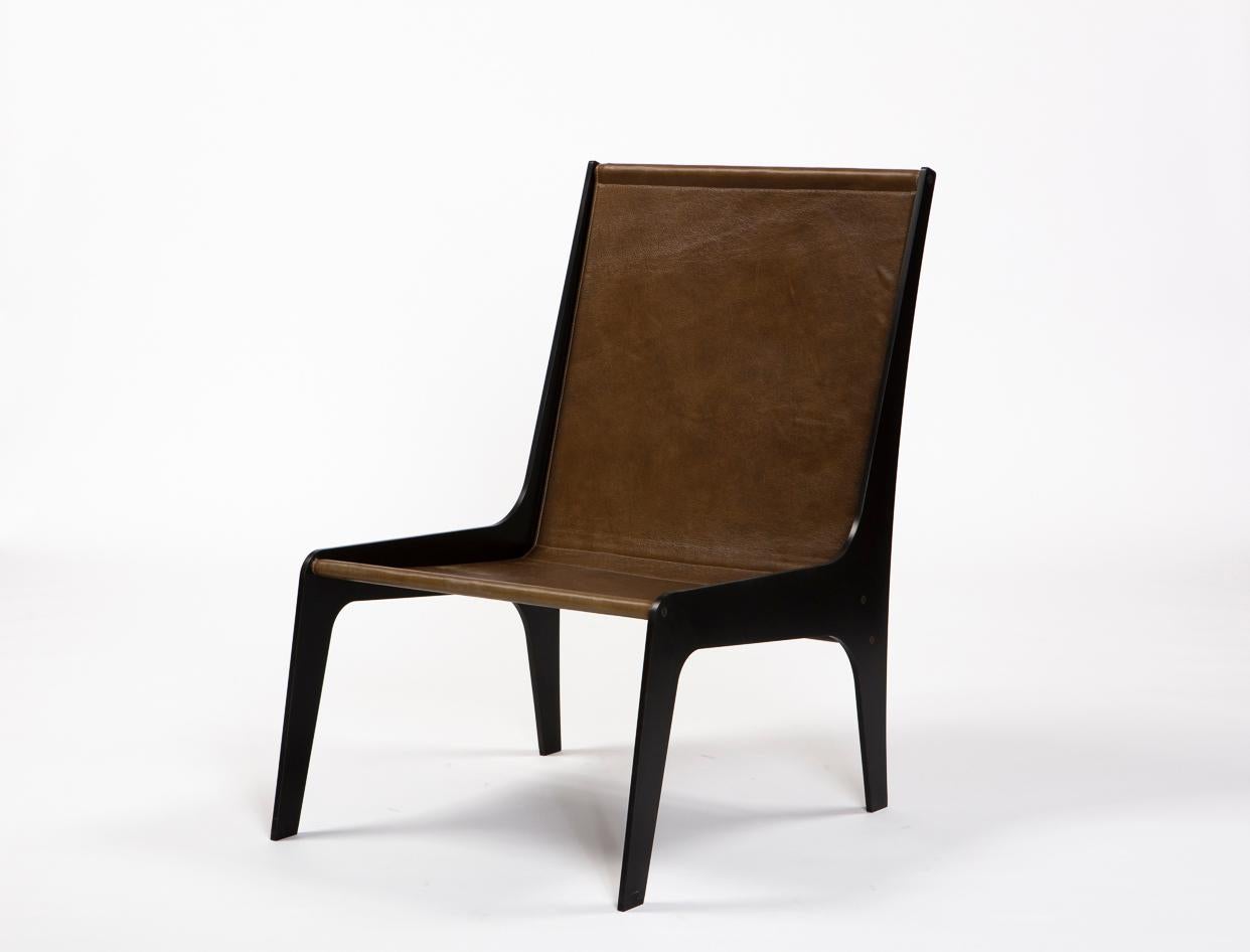 Moderner moderner industrieller H-Stuhl aus grünem Leder und Metall (Postmoderne) im Angebot