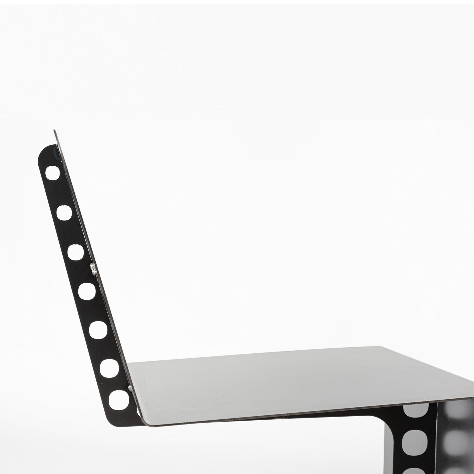 Sedia da salotto brutalista Meccano di Spinzi, design italiano da collezione In condizioni buone in vendita a Milan, IT