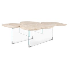Moderner Infinity Couchtisch aus Travertin und Glas, handgefertigt von Greenapple