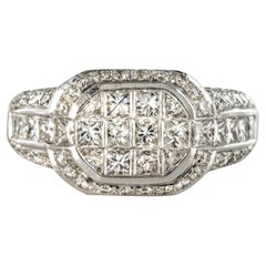 Anello moderno con incastonatura invisibile da 2,65 carati con diamanti taglio principessa e brillante