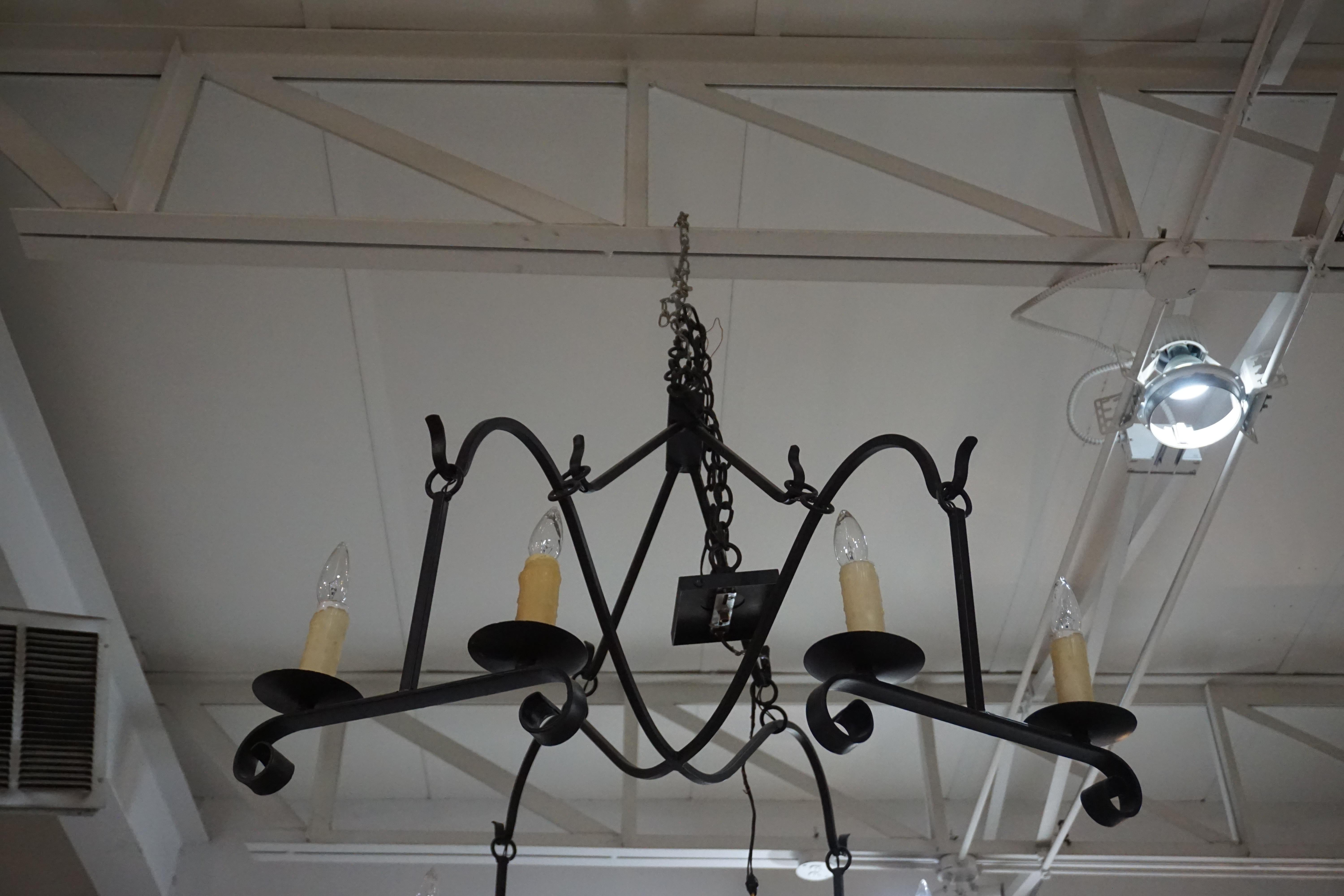 Modern Iron Chandelier In Good Condition In Dallas, TX