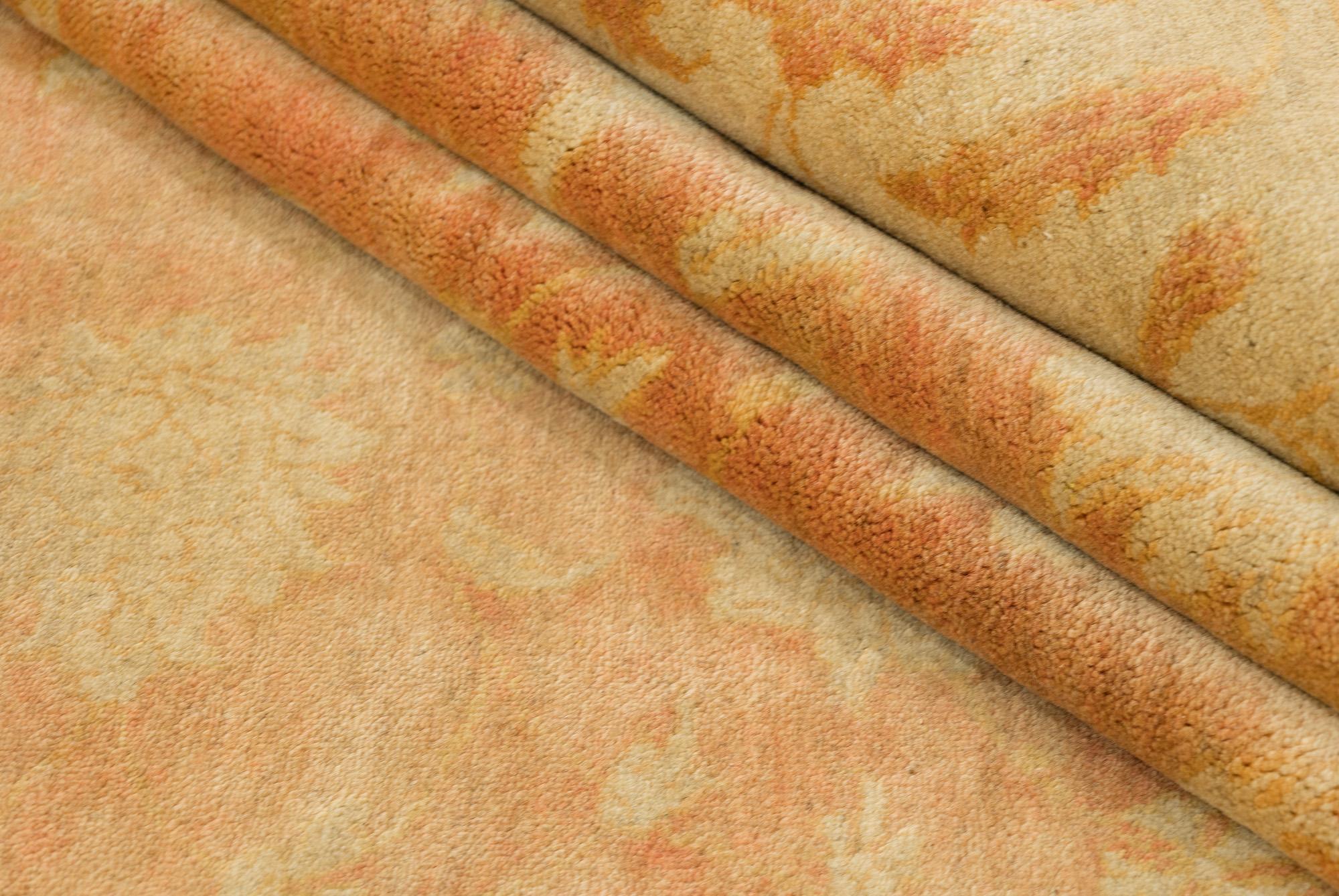 XXI secolo e contemporaneo Isfahan moderno (tonalità pesca/beige, nuovo, 311cm x 208cm) in vendita