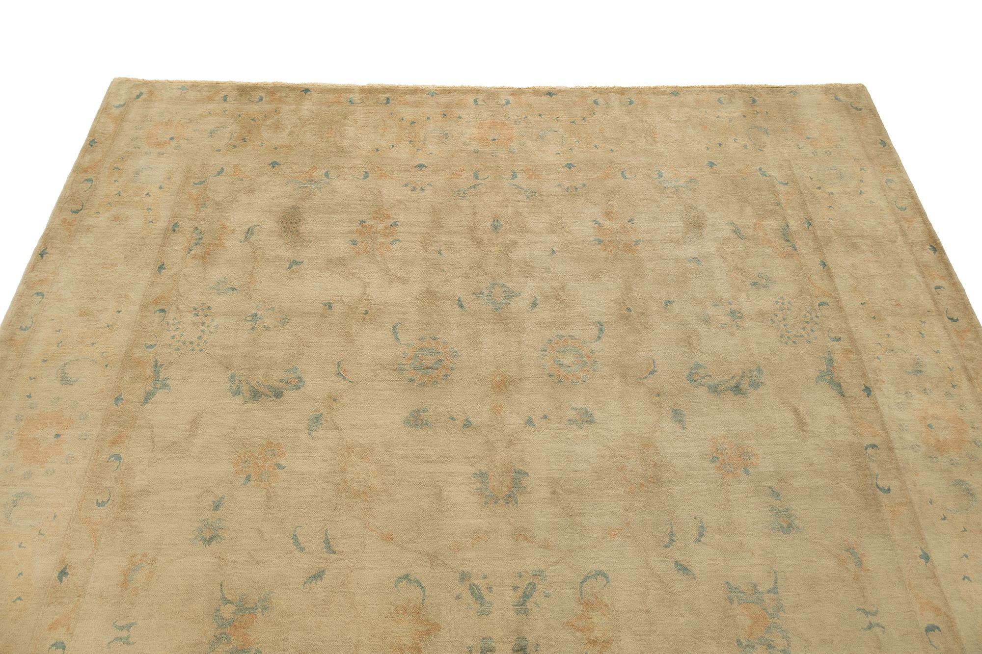 Moderner Isfahan Teppich, handgeknüpft, 12.5x9.6 ft - Beige & Soft Blue (Handgeknüpft) im Angebot