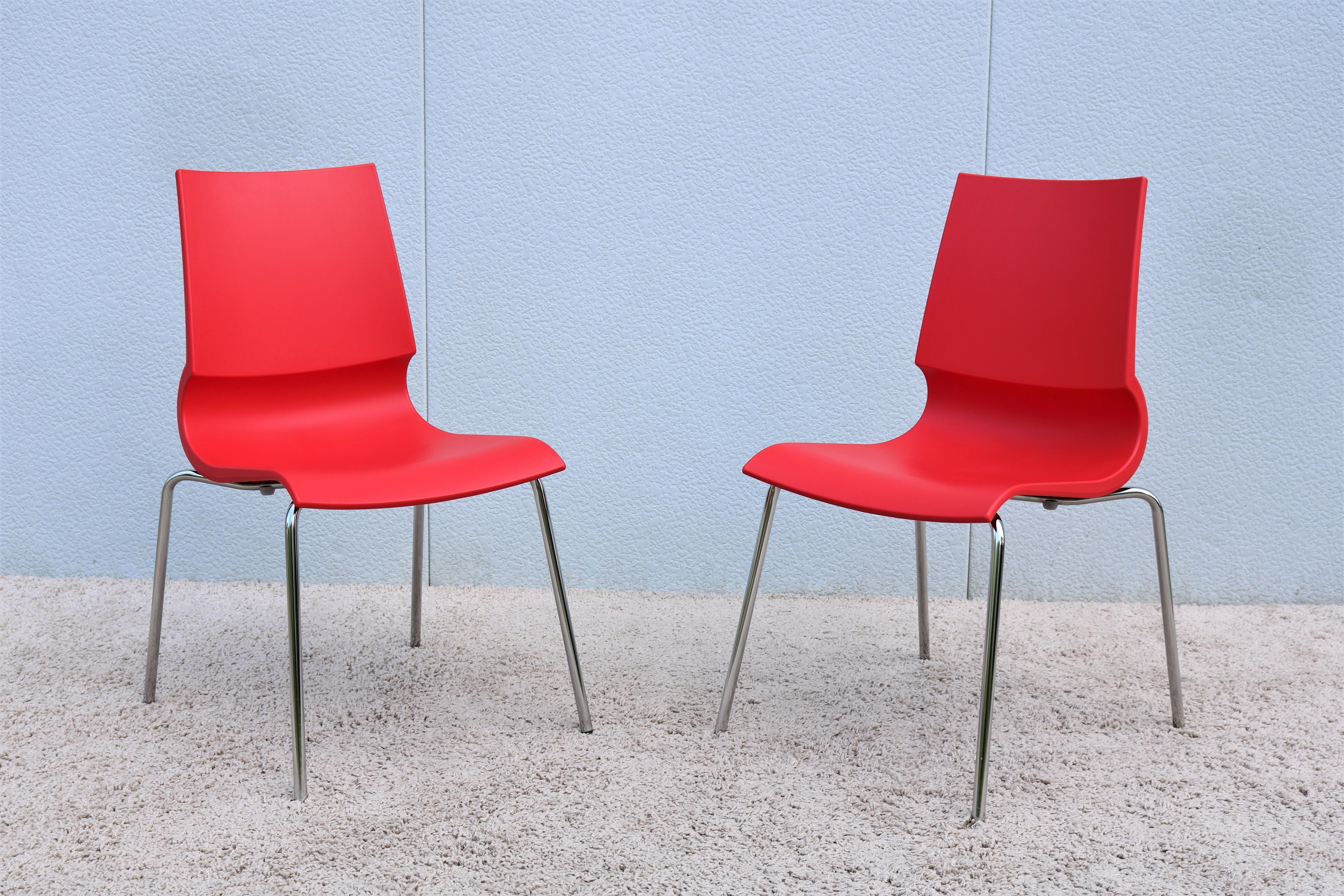 Moulé Paire de chaises de salle à manger italiennes modernes MarCo Maran pour Maxdesign Red Ricciolina en vente