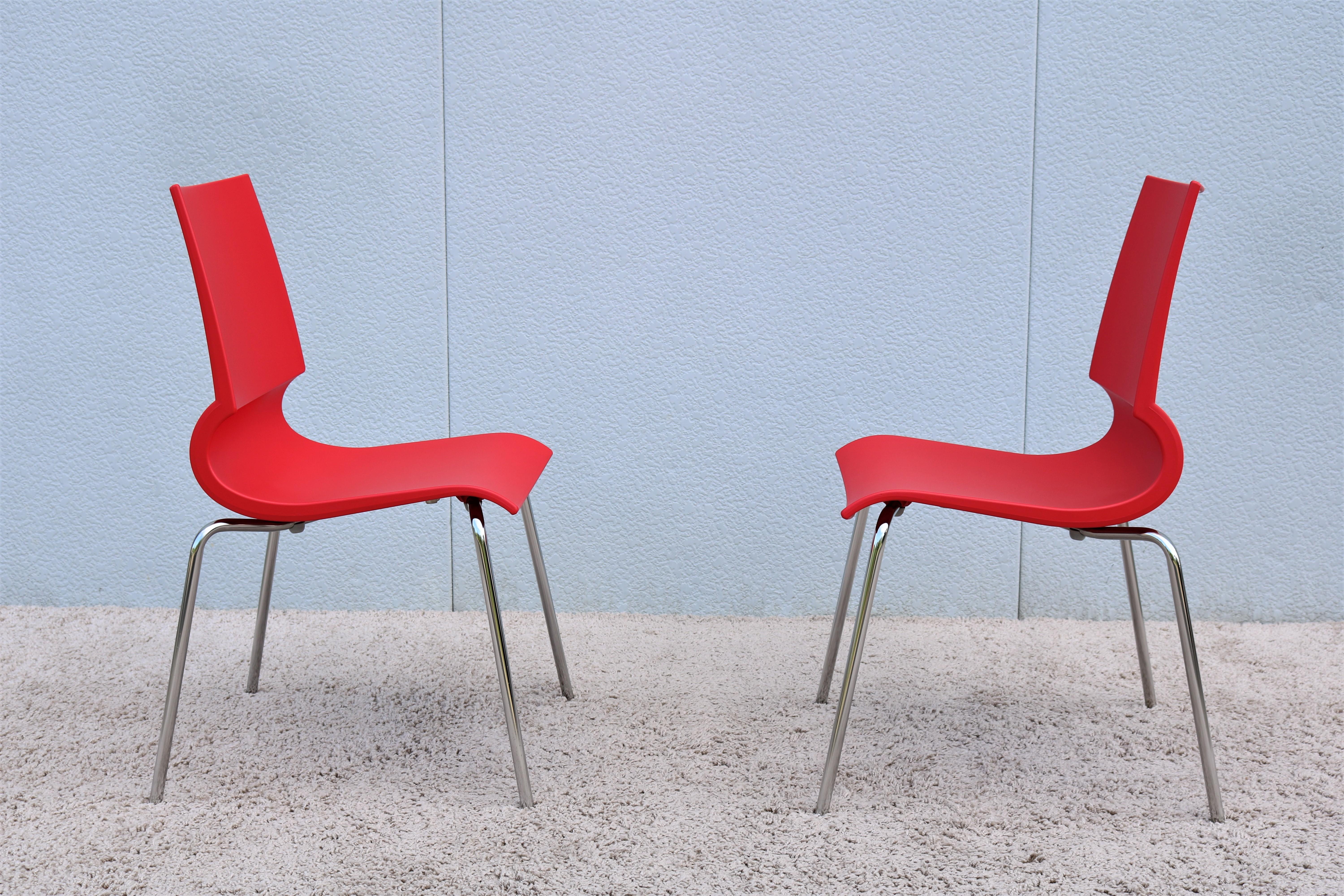 Paire de chaises de salle à manger italiennes modernes MarCo Maran pour Maxdesign Red Ricciolina Bon état - En vente à Secaucus, NJ