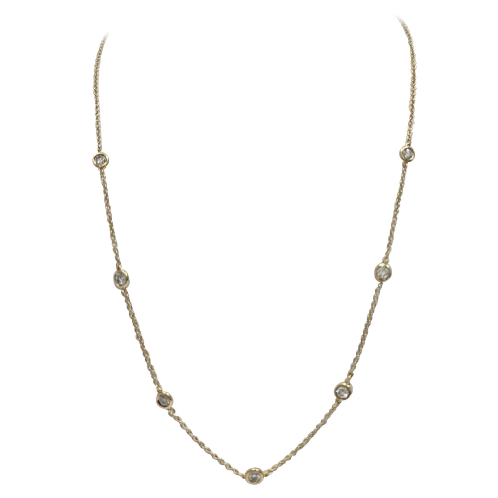 Collier italien moderne avec lunette en diamant 1.05tcw 14k Gold