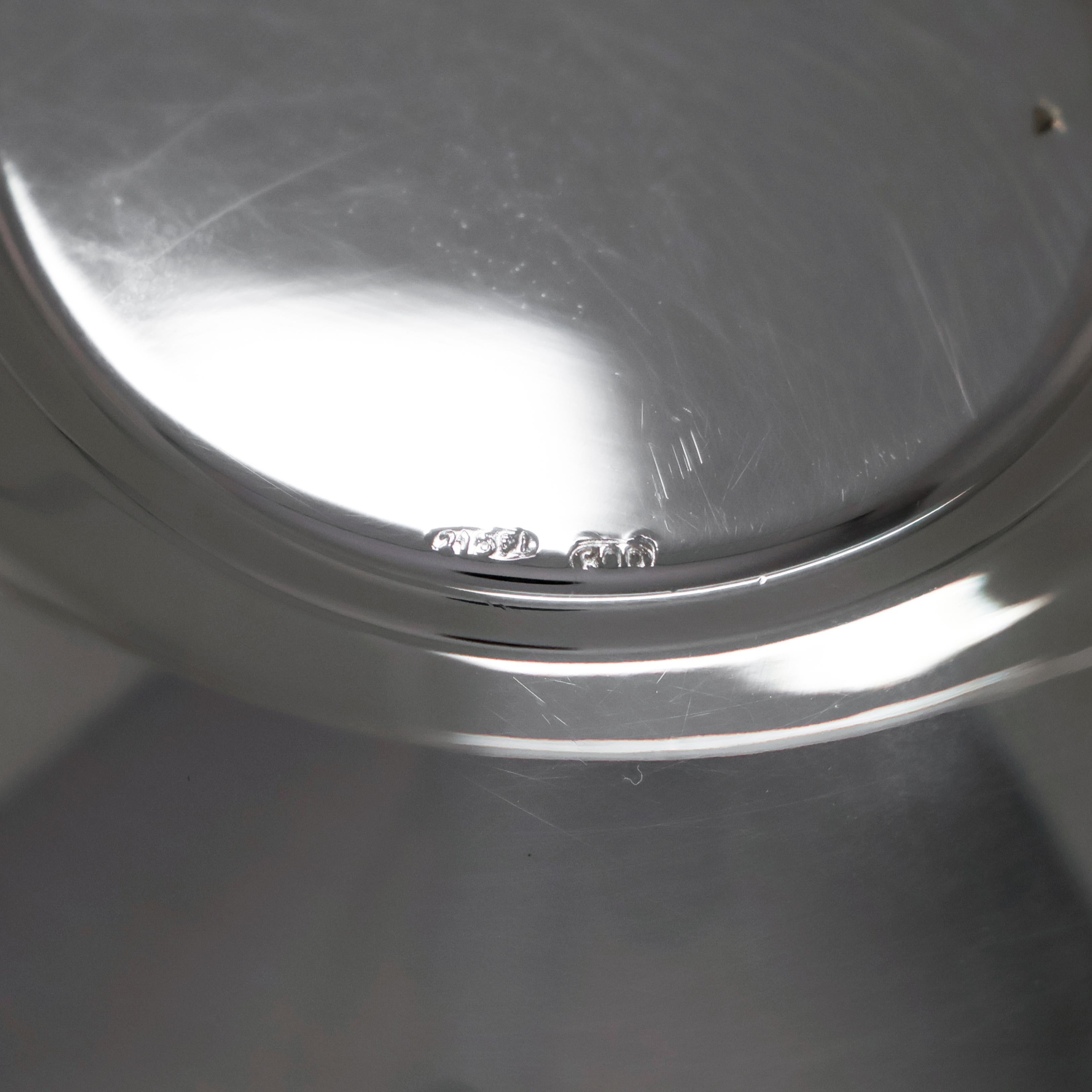 Zuppiera rotonda moderna italiana in argento 800 con coperchio bombato in vendita 3
