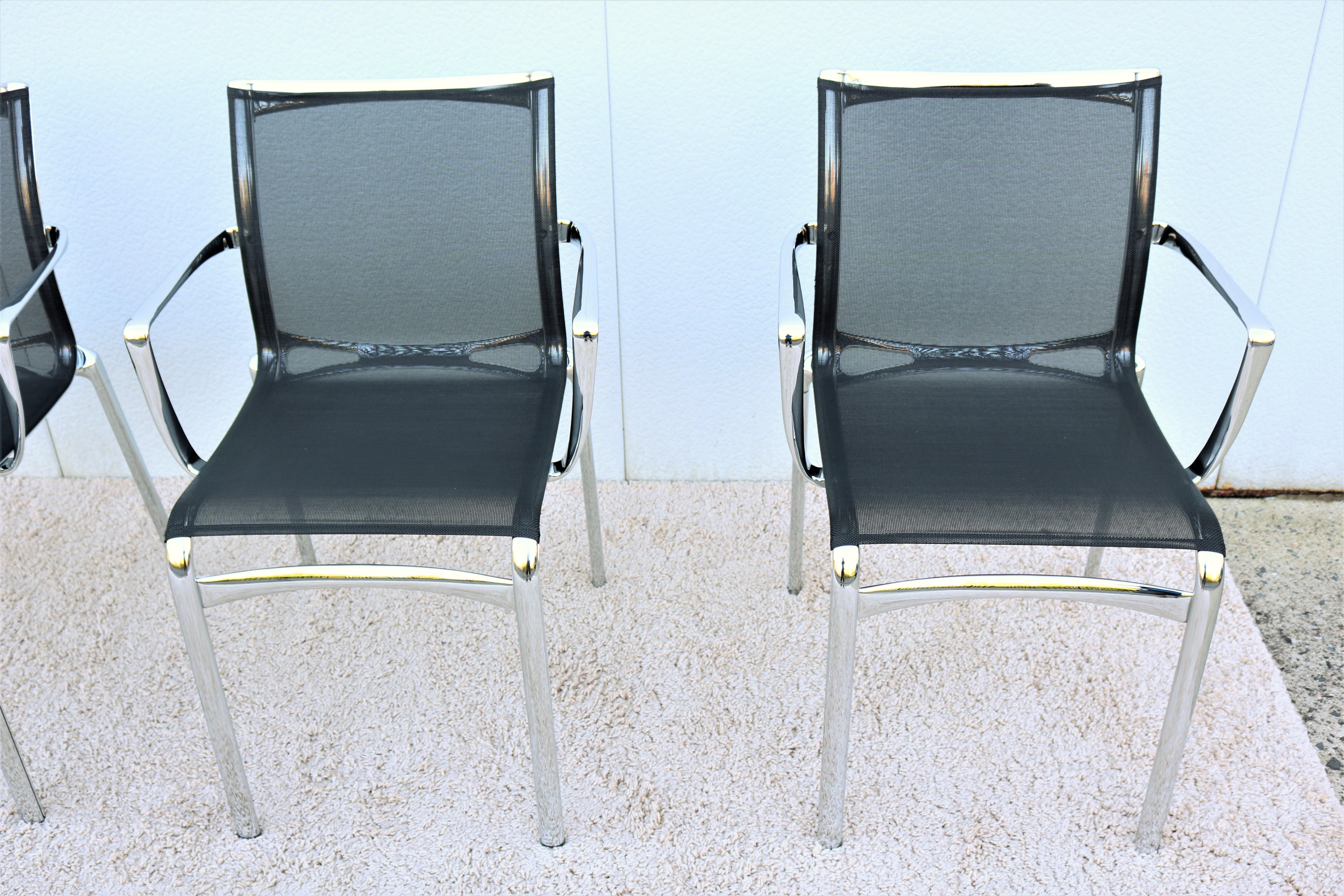 Modern Italian Alberto Meda for Alias Bigframe Mesh Dining Armchairs, Set of 4 In Good Condition For Sale In Secaucus, NJ