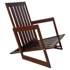 Sillón o tumbona italiana moderna, de listones de madera inclinados, años 80