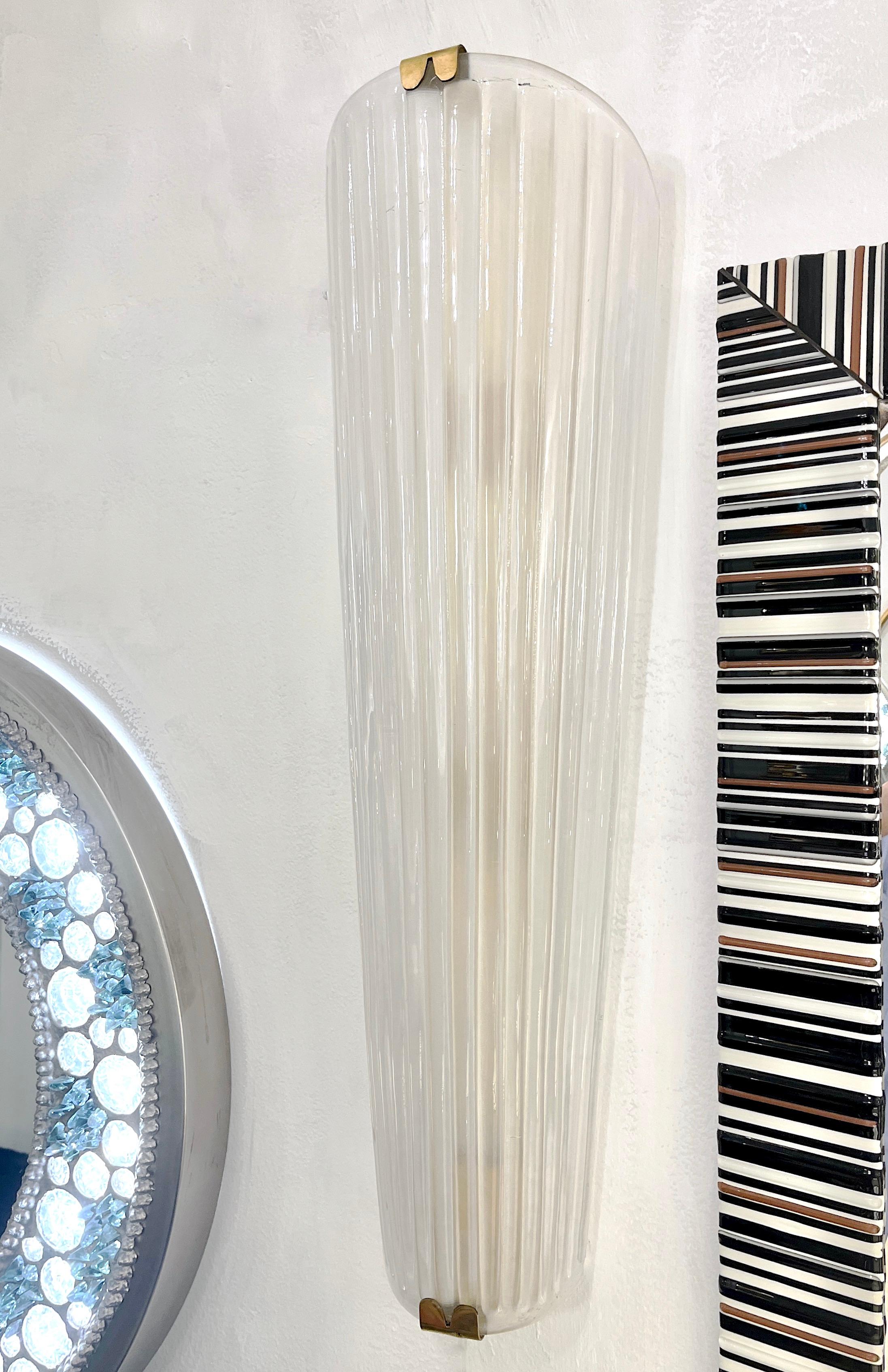 Modern Italian Art Deco Design Iridescent Frosted White Murano Glass Sconces For Sale 7