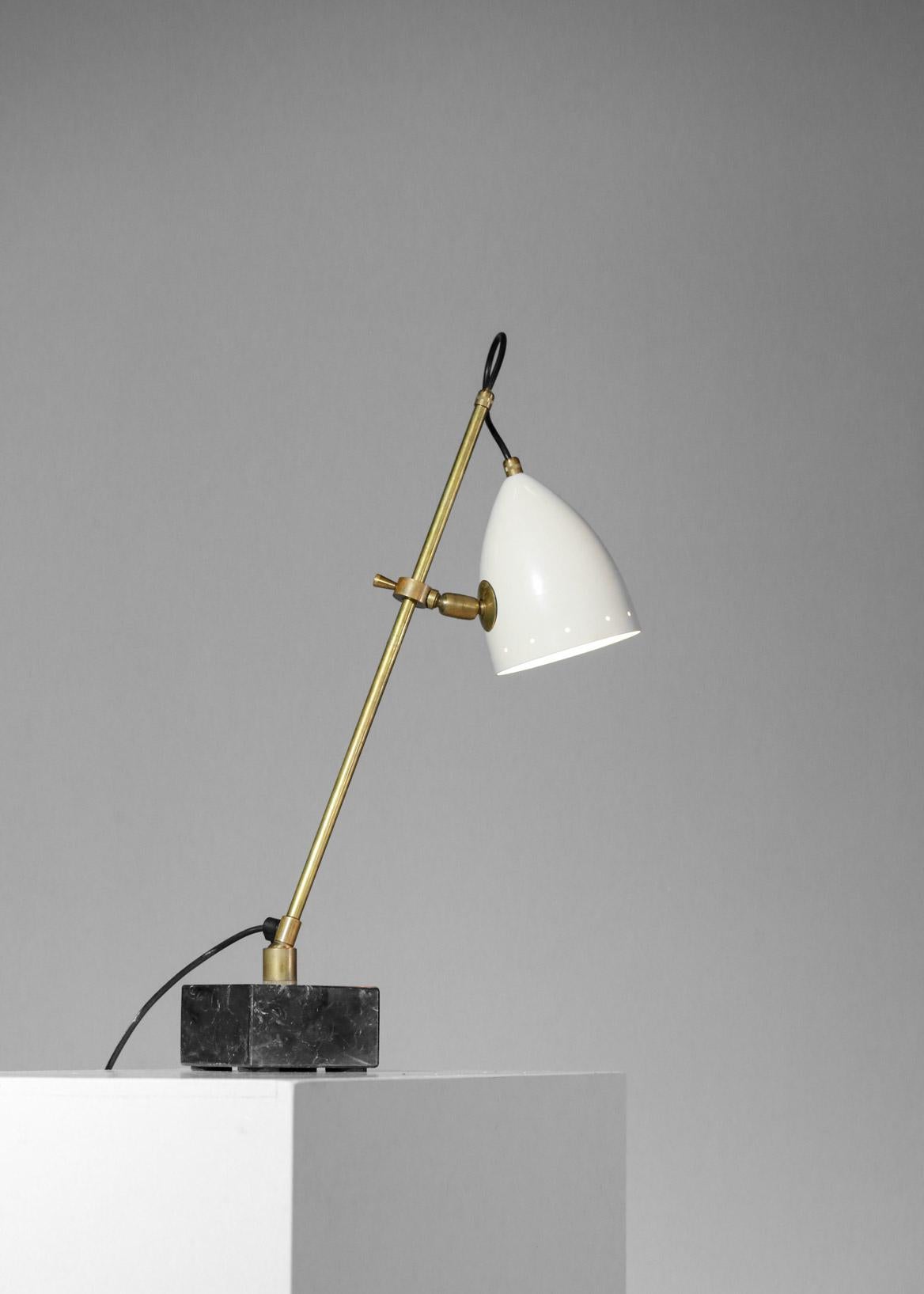 Lampe de chevet ou de bureau italienne moderne en marbre de style vintage Sofia en vente 3