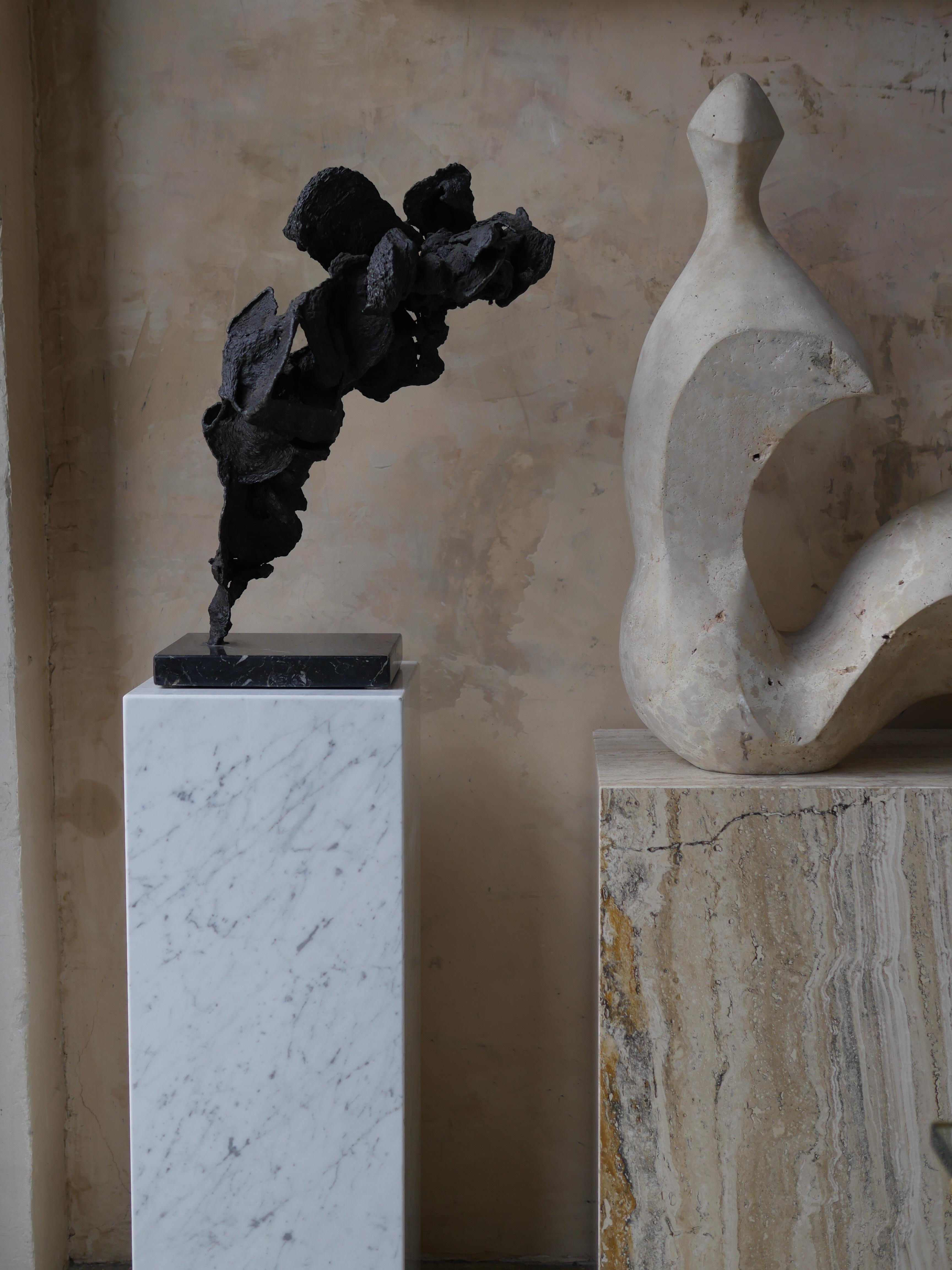 Modern Italian Carrara Marble Pedestal  For Sale 2
