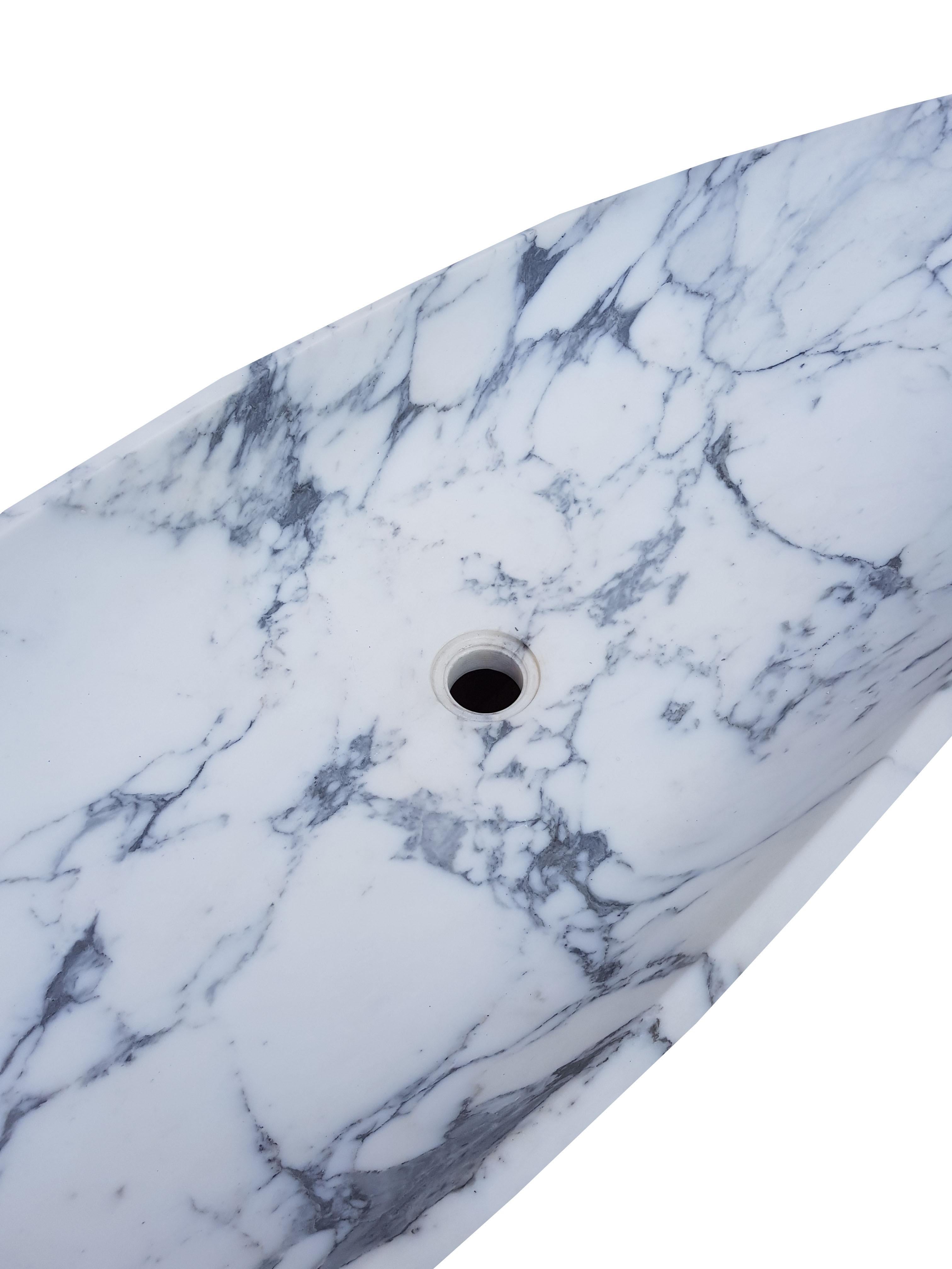 Modern Italian Carrara Marble Sink/ Basin In Fair Condition In Wormelow, Herefordshire