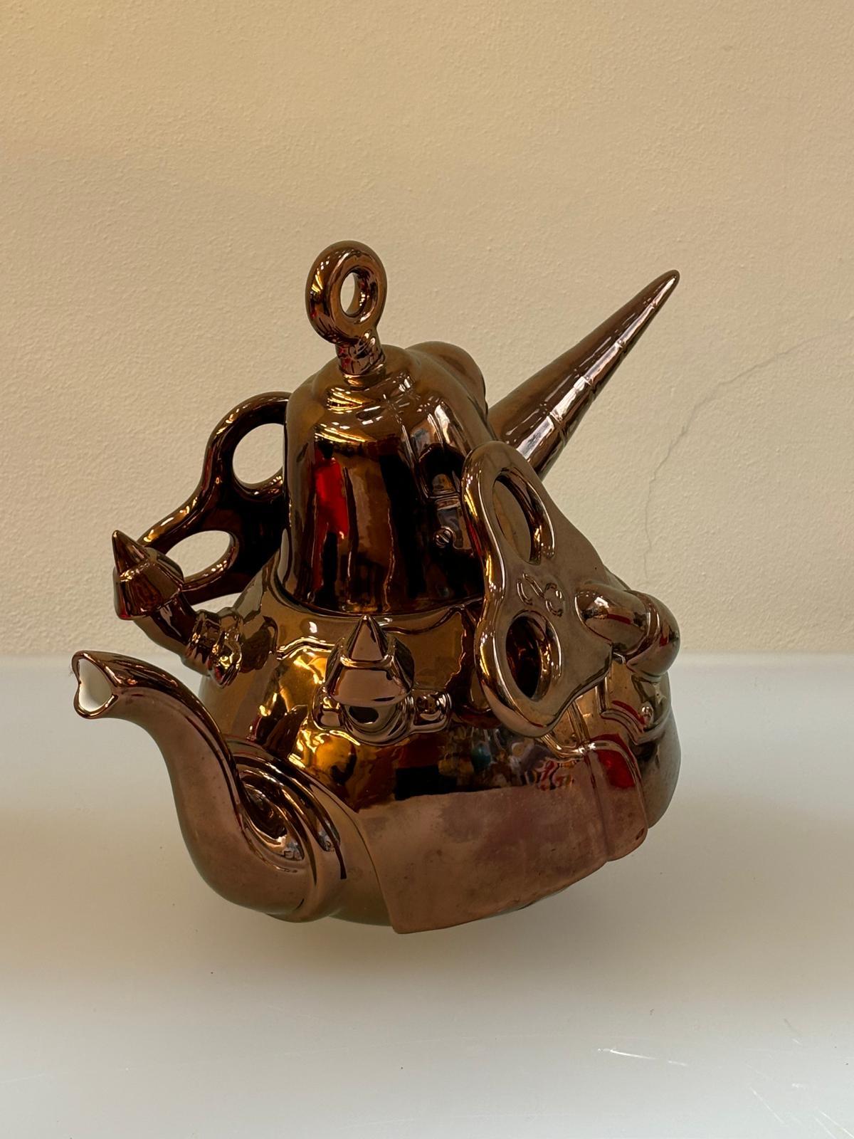 Modern Italian Ceramic Sculpture by El Gato Chimney for Superego Editions For Sale 4