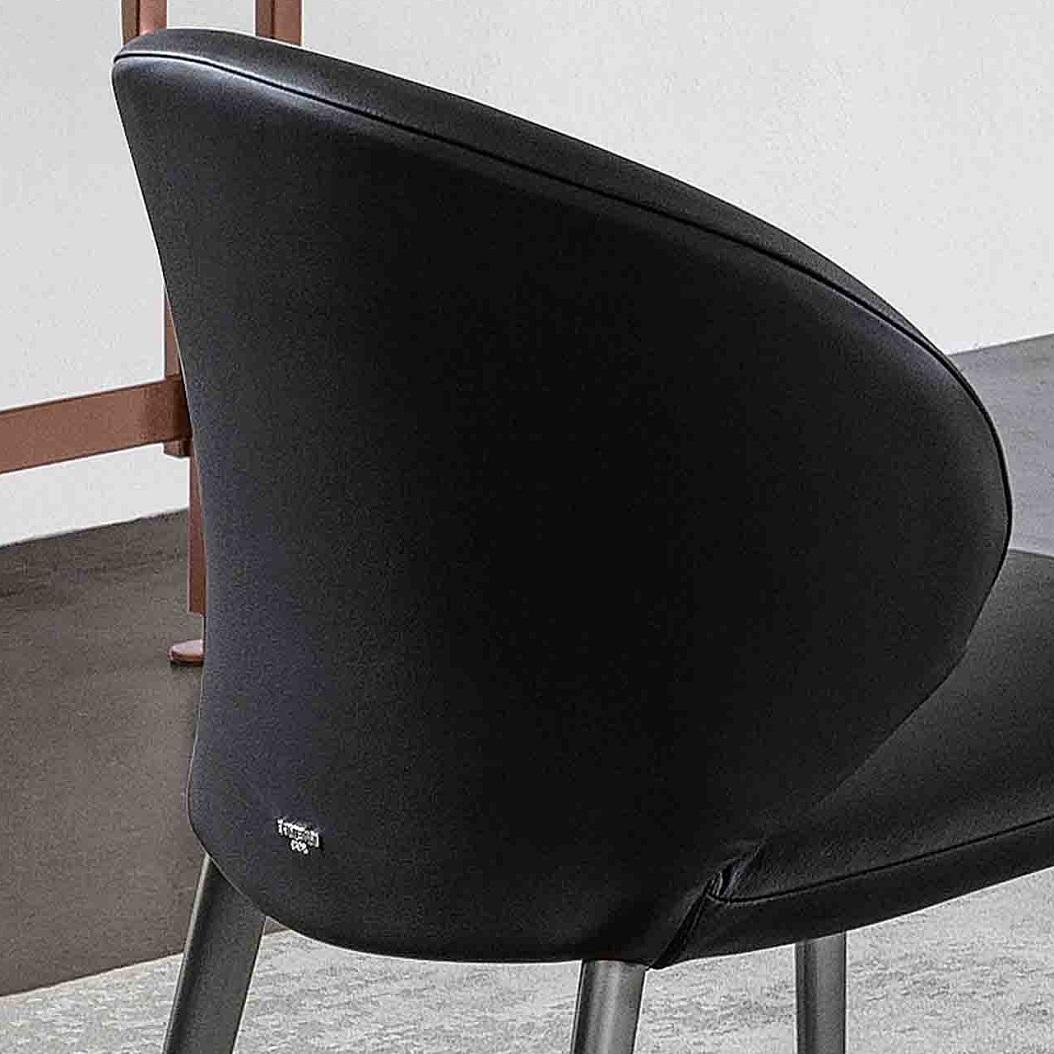 Chaise italienne moderne avec cadre en métal et assise tapissée, collection Bontempi Neuf - En vente à Titusville, PA
