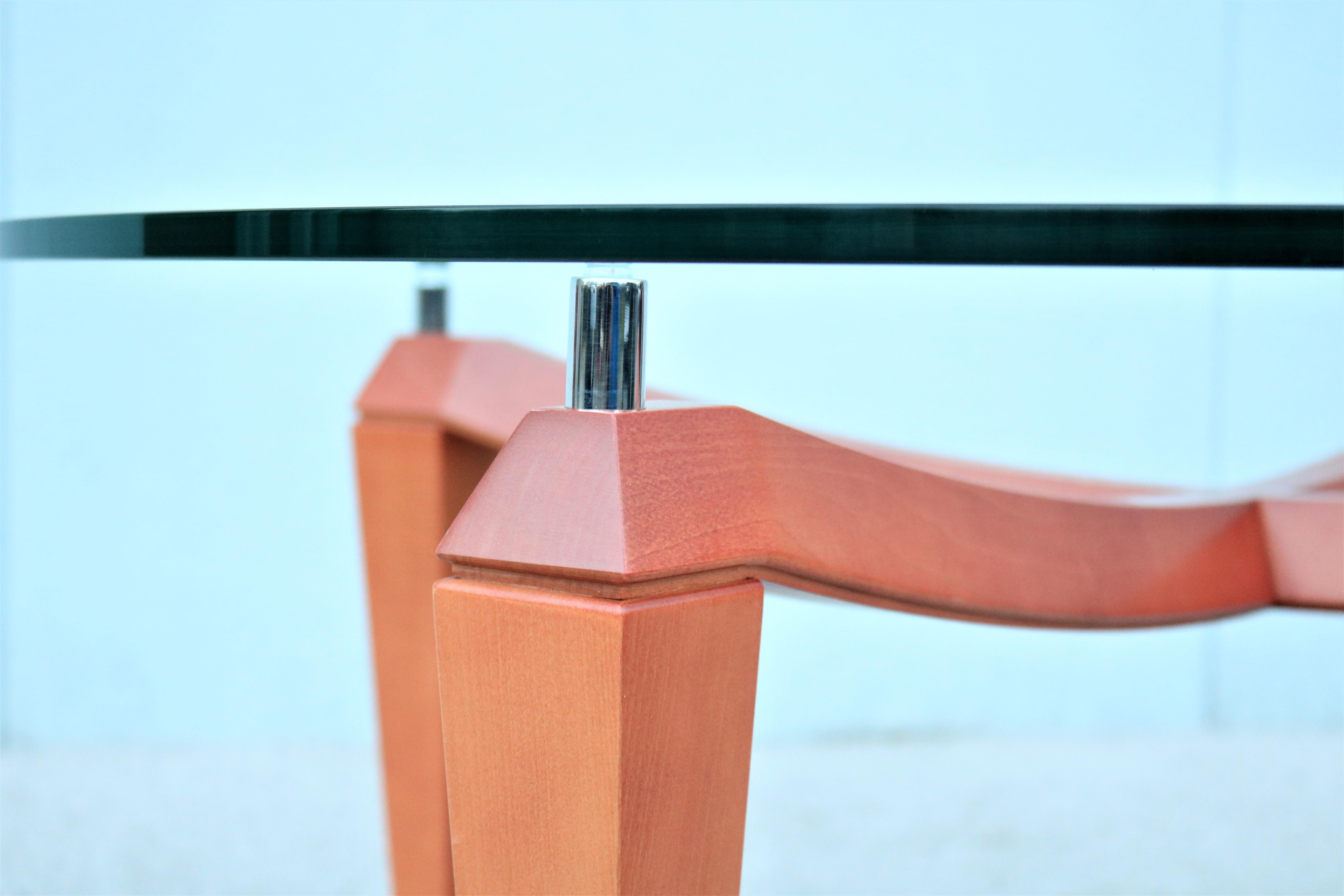Table basse ronde italienne moderne en bois de cerisier et verre transparent en vente 3