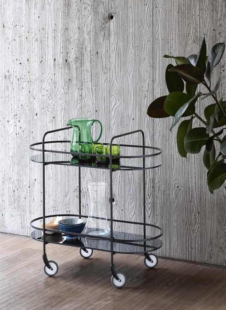 Style international Chariot à café italien moderne avec cadre en métal et plateau en verre - Bontempi Casa  en vente