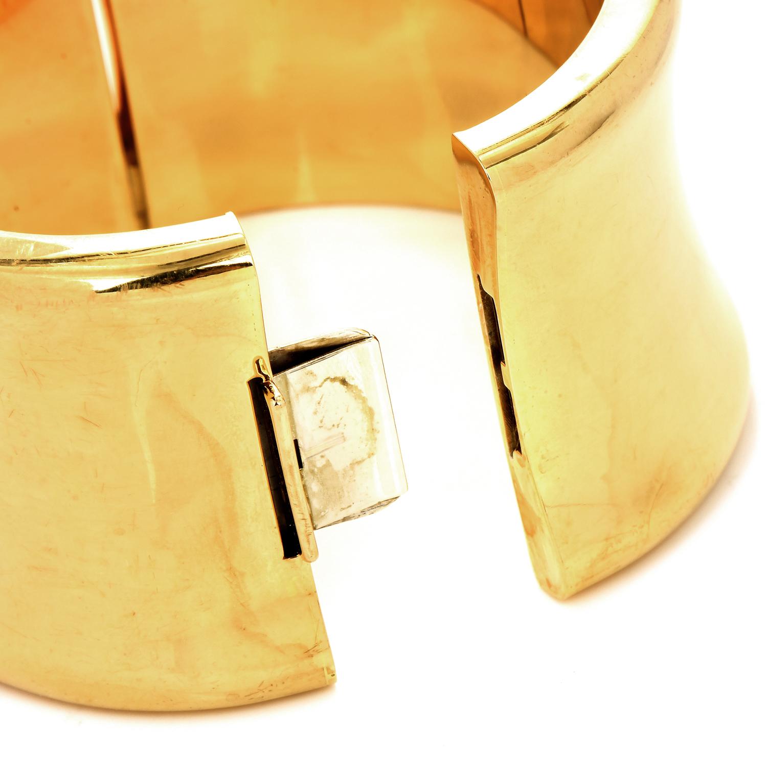 Women's Modern Italian Concave High Polish 18k Gold Wide Bangle Bracelet For Sale
