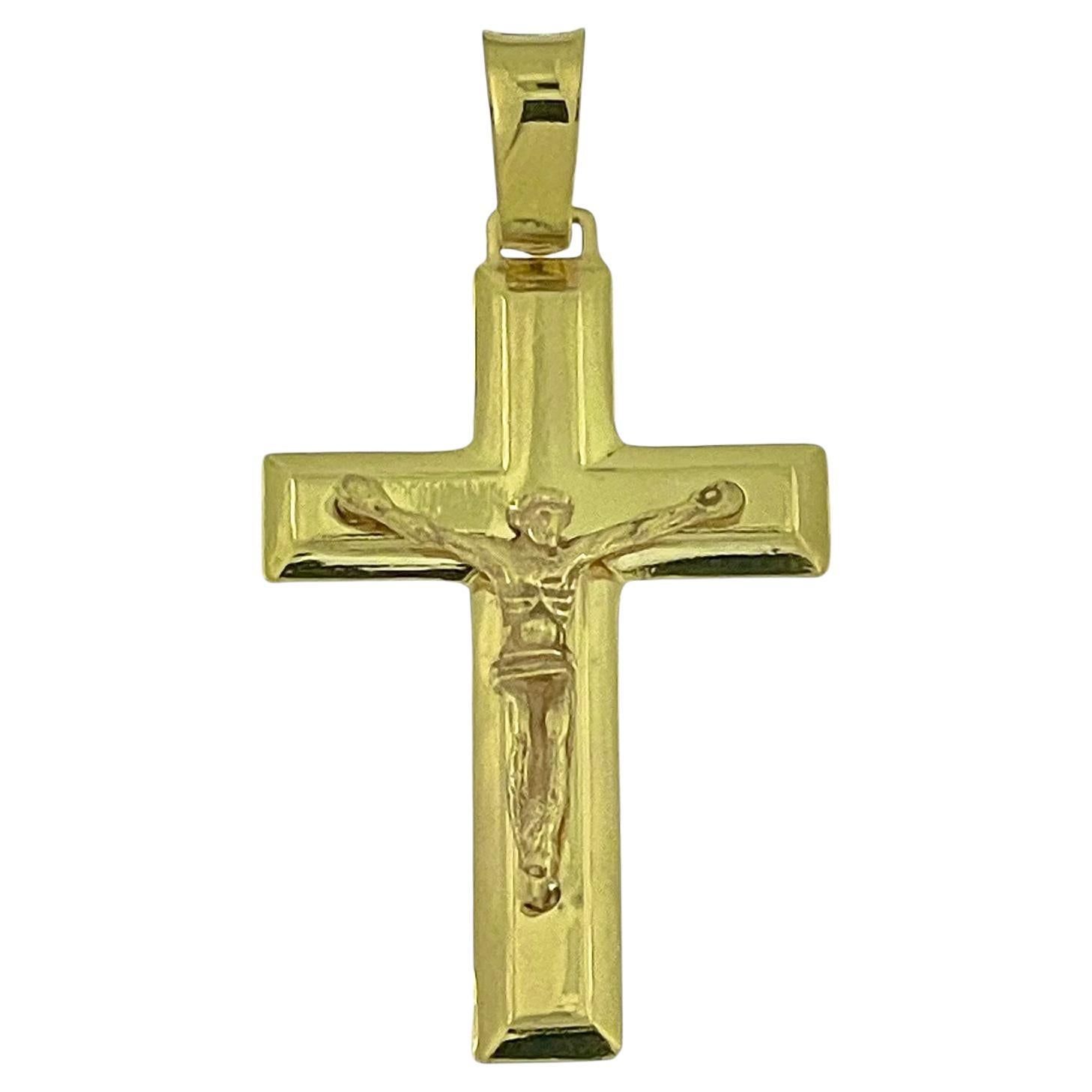 Modern Italian Crucifix 18 karat Yellow Gold