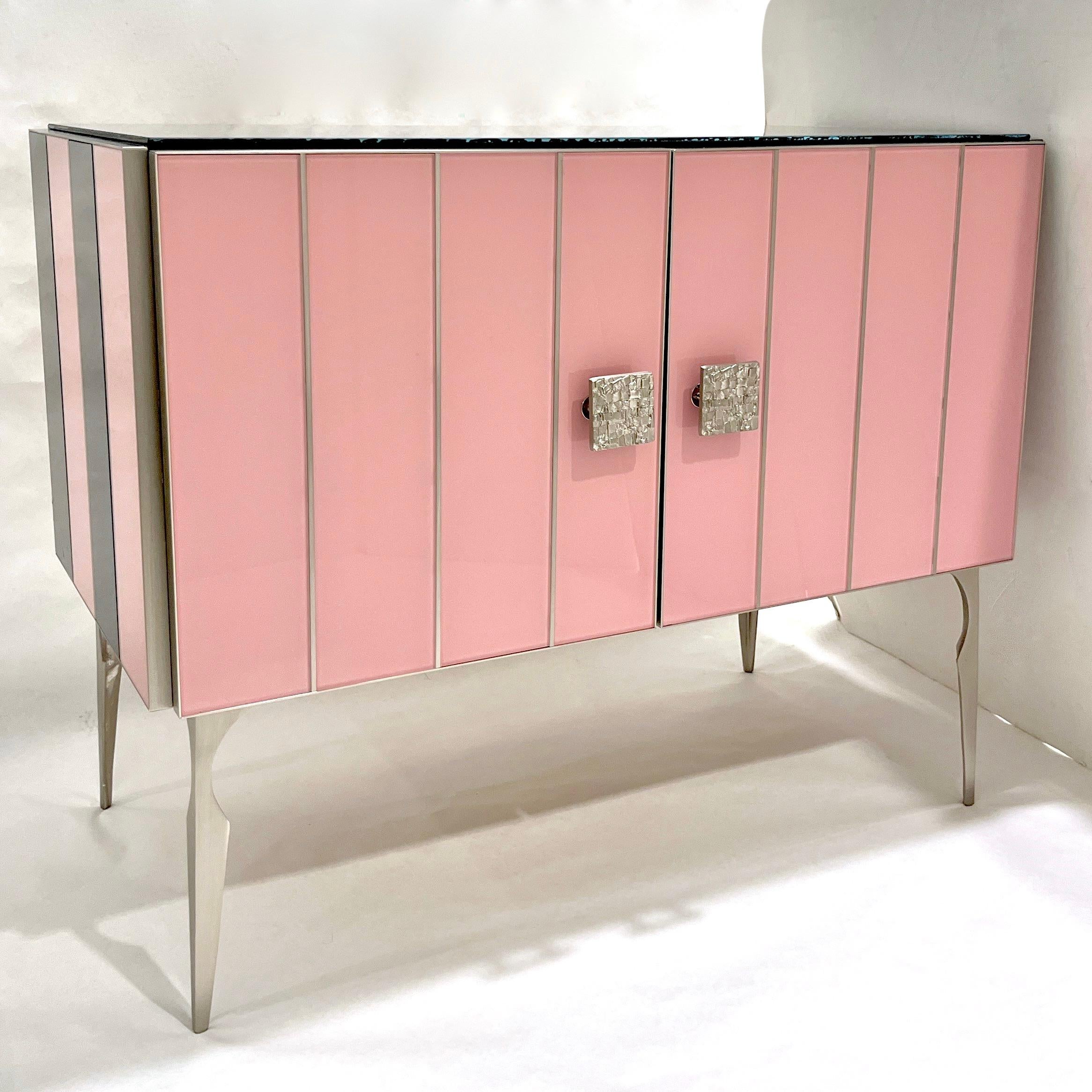 Verre d'art Meuble de bar/meuble de rangement de style Art déco italien moderne en nickel satiné à rayures roses, noires et roses en vente