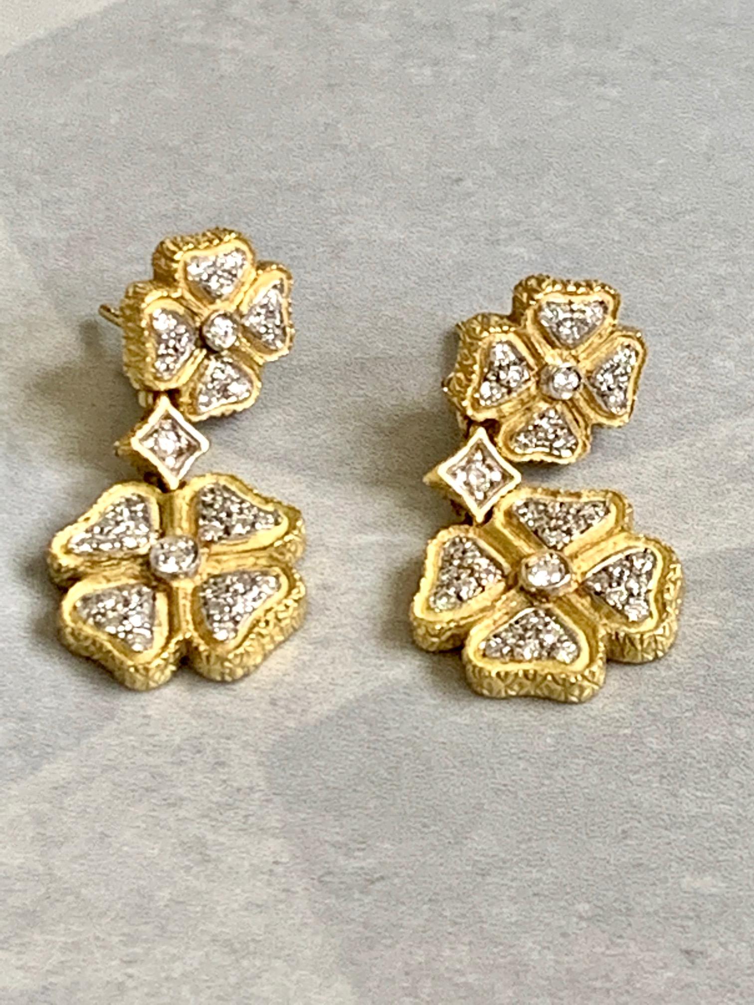 Women's Modern Italian Diamond 4-Leaf Clover 18 Karat Gold Pierced Earrings