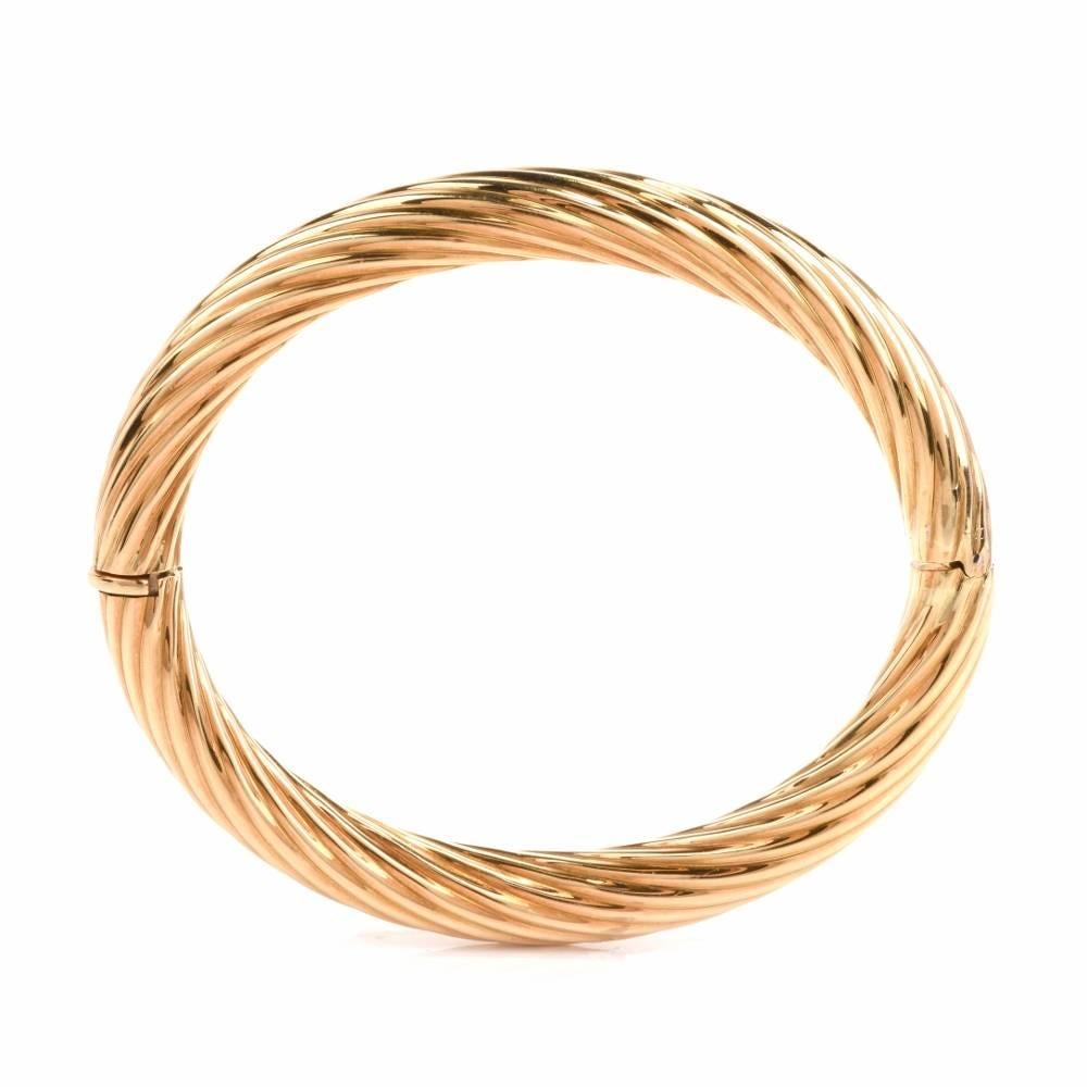 Modern Italian 18 Karat Yellow Gold Rope Bangle Bracelet In Excellent Condition In Miami, FL